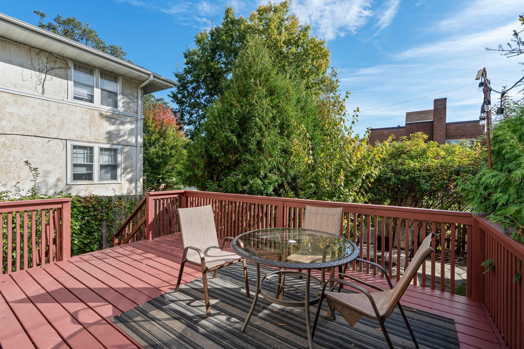 3537 Fremont Avenue S