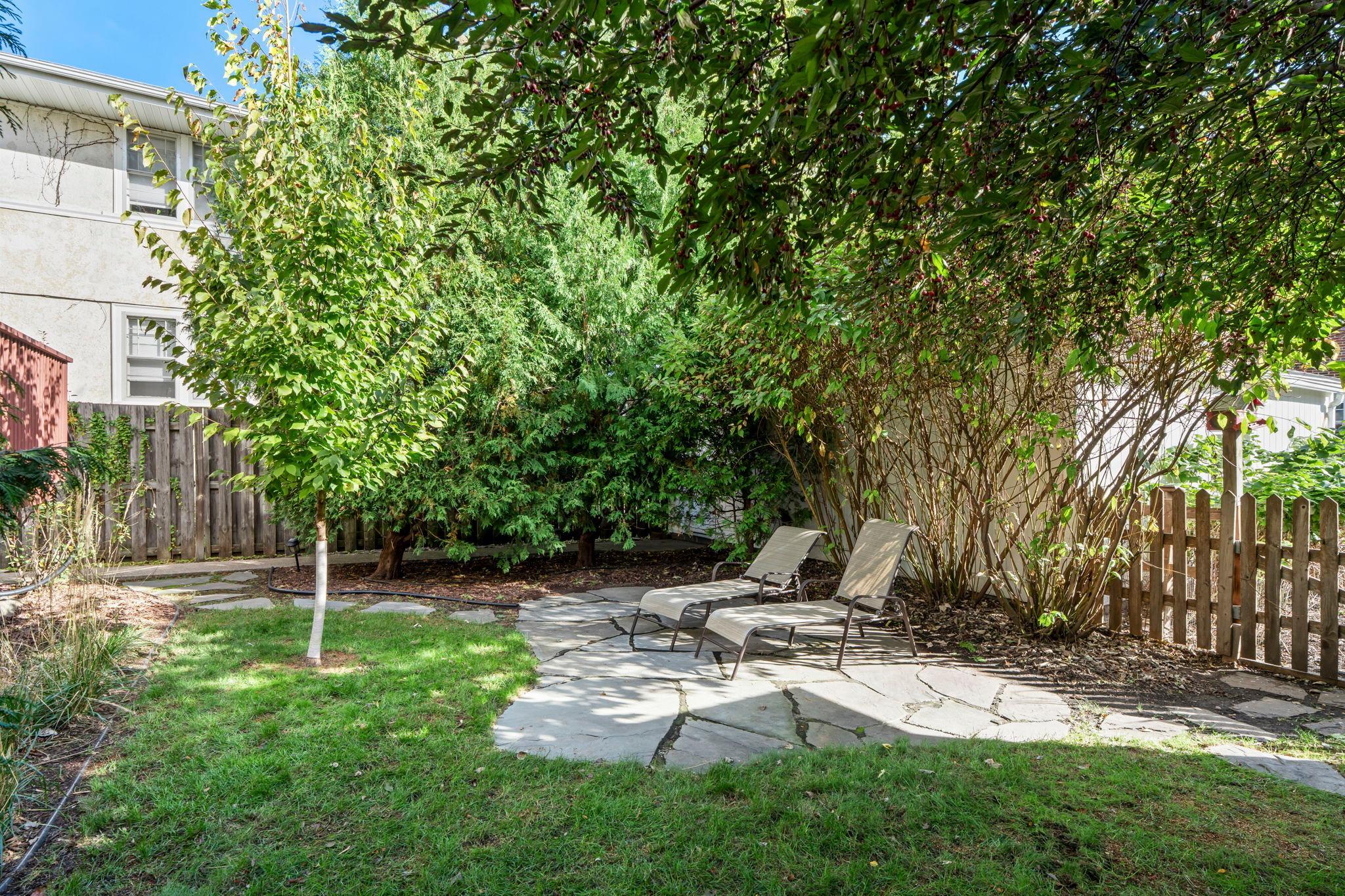 3537 Fremont Avenue S