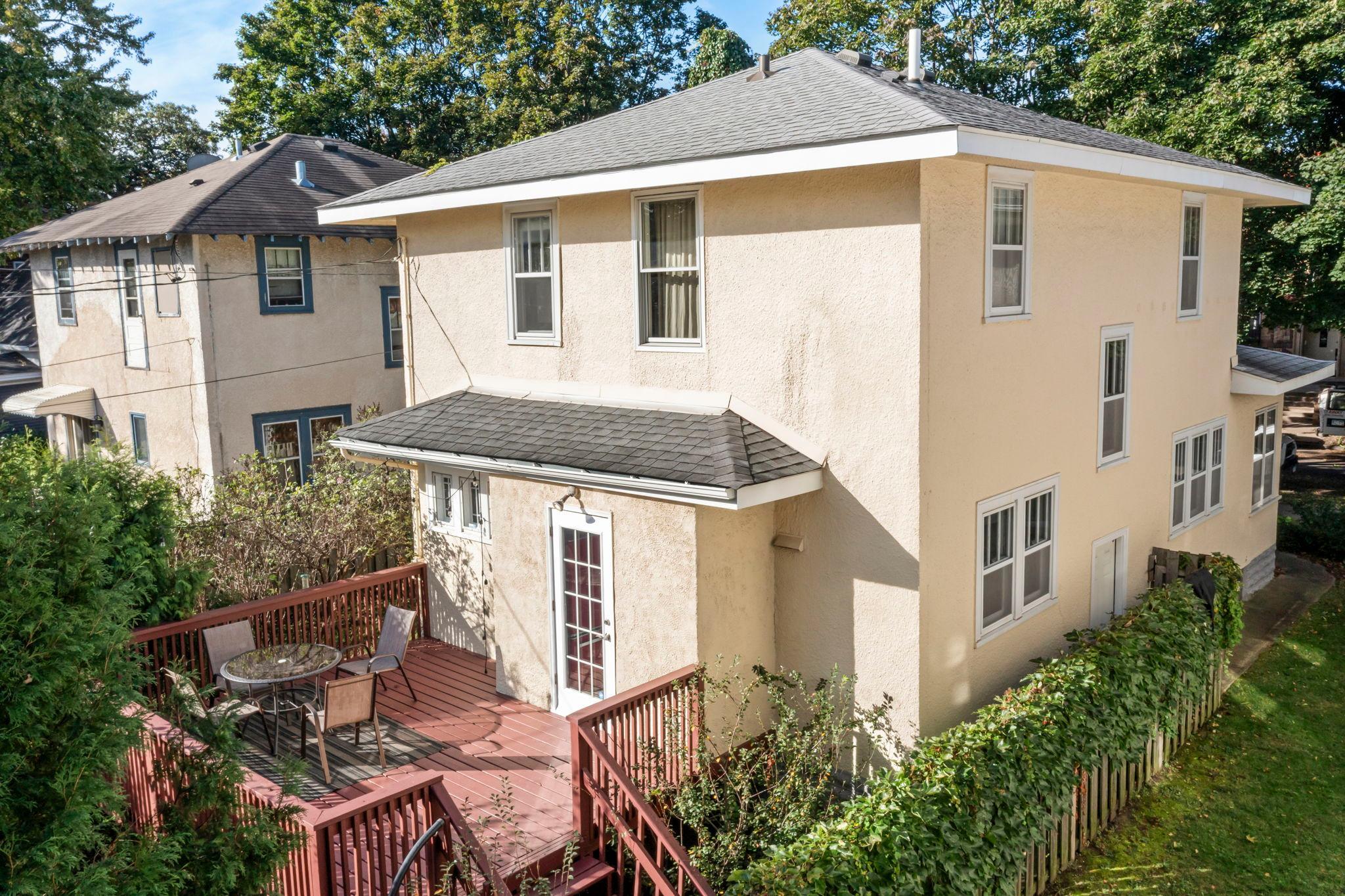 3537 Fremont Avenue S