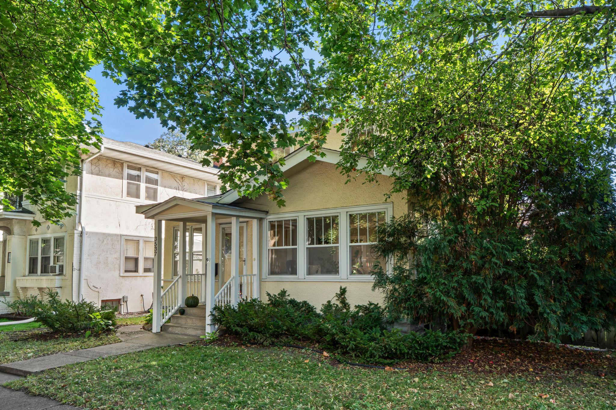 3537 Fremont Avenue S