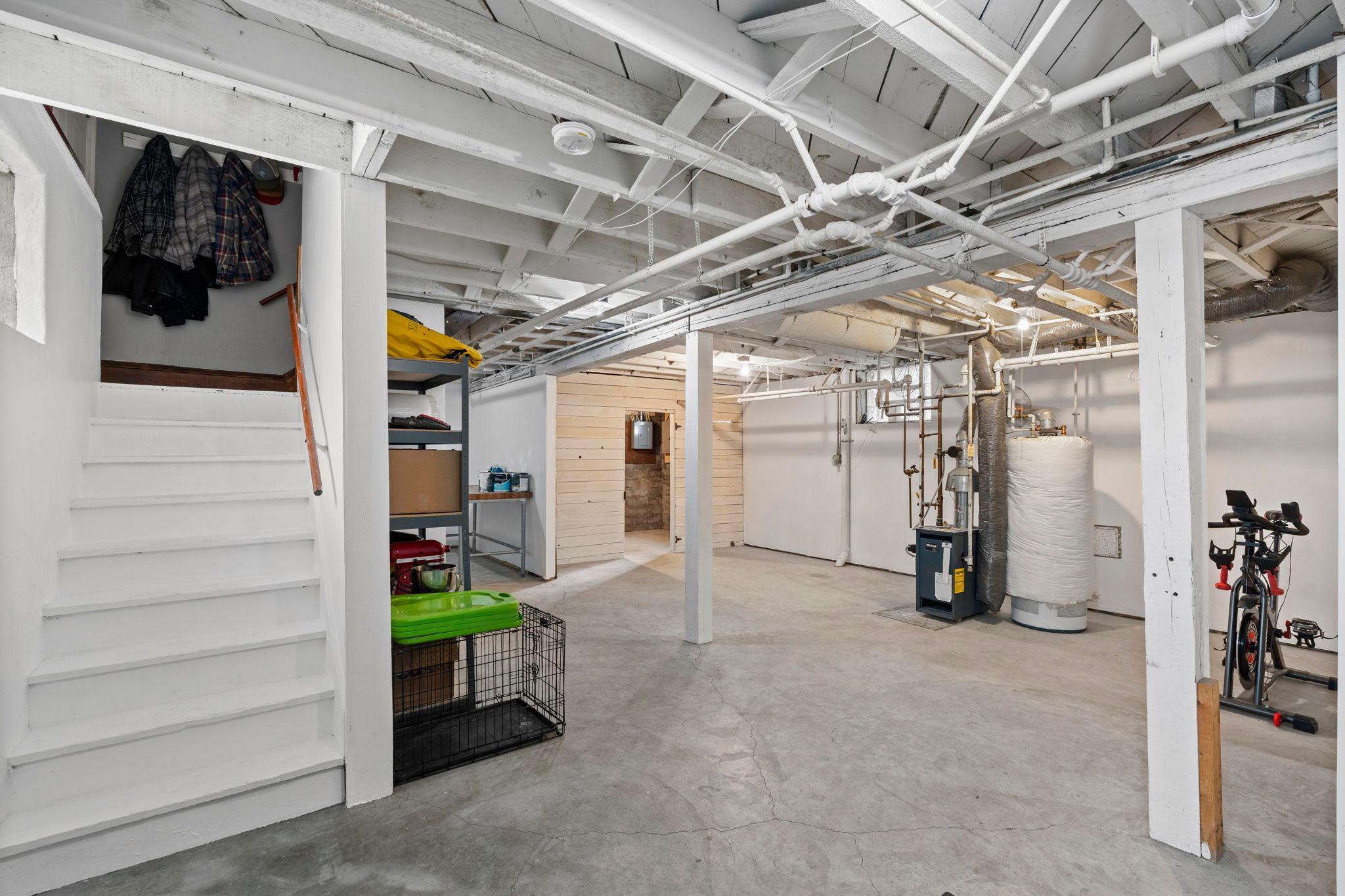 3537 Fremont Avenue S