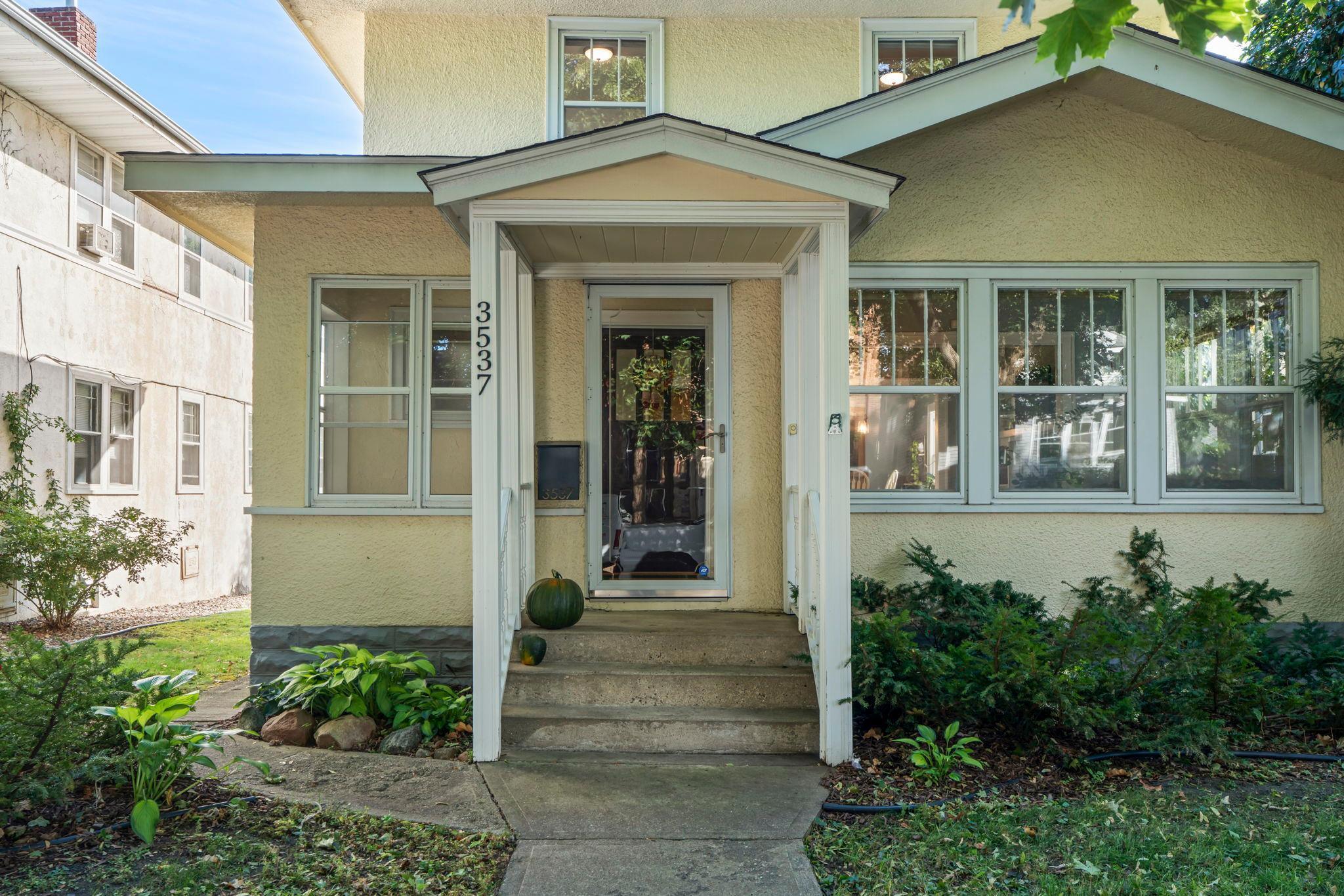 3537 Fremont Avenue S