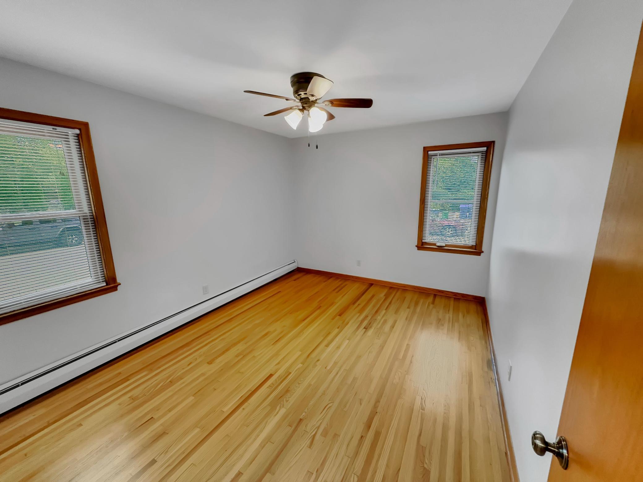 3252 Grand Avenue Unit: 1