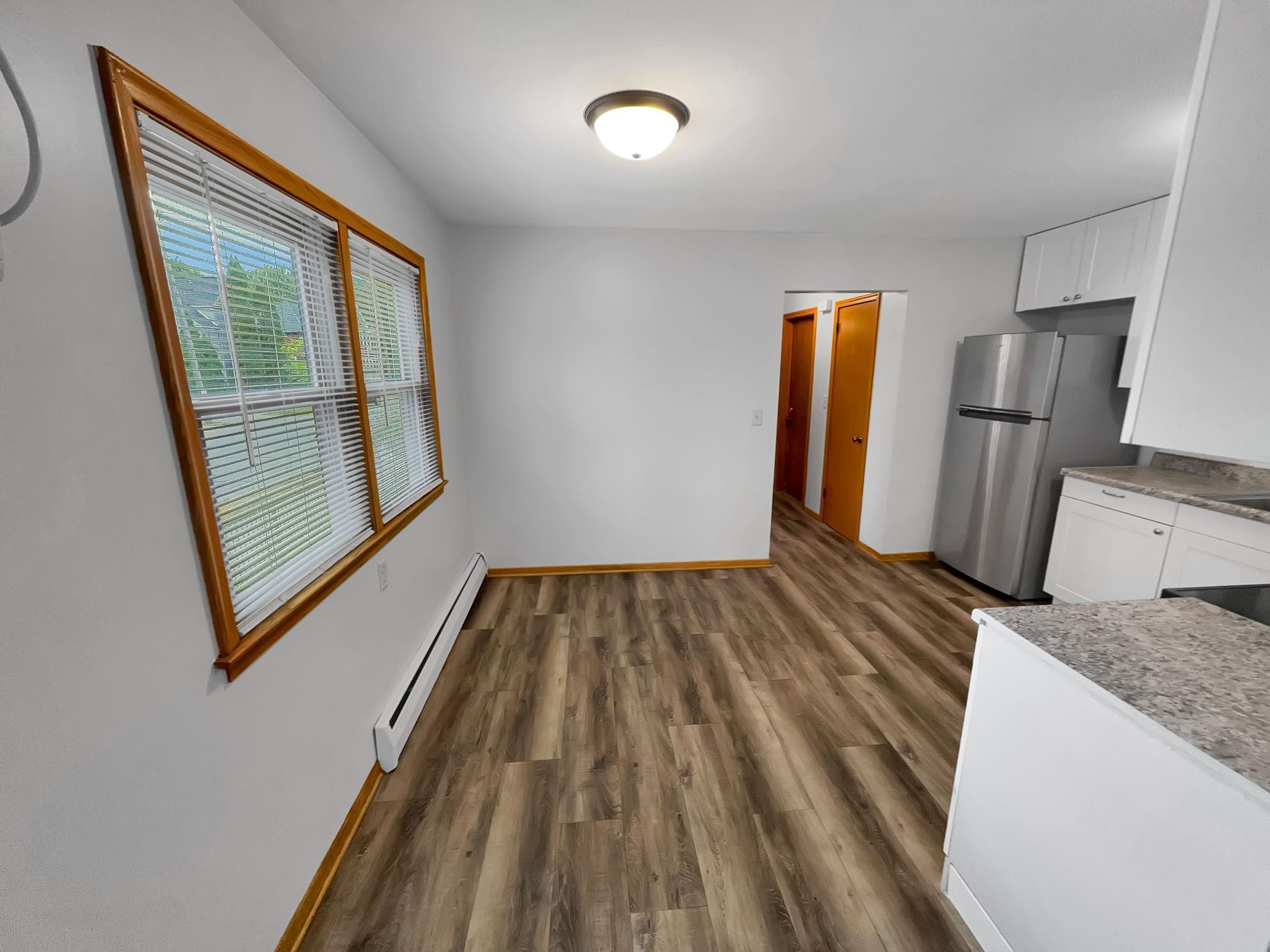 3252 Grand Avenue Unit: 1