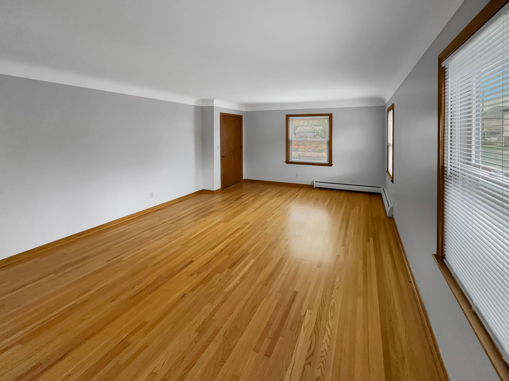 3252 Grand Avenue Unit: 1