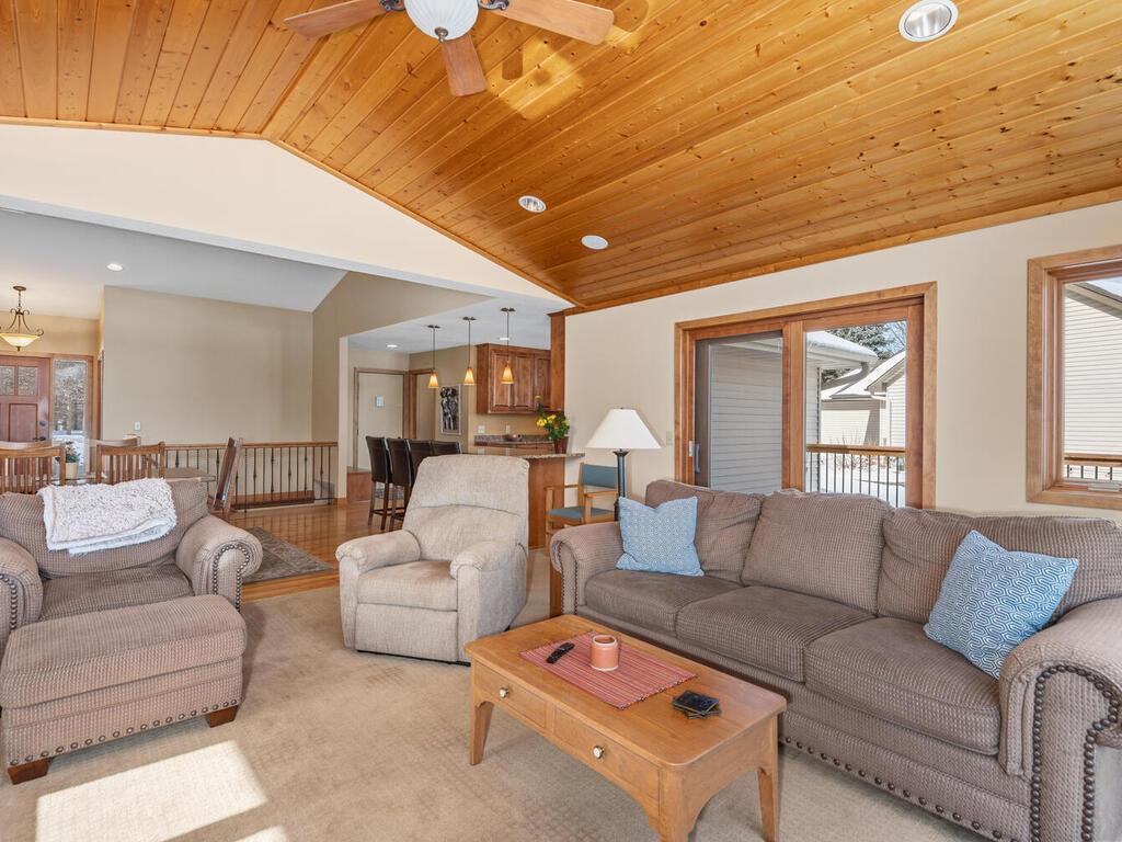 1321 Lake Susan Hills Drive