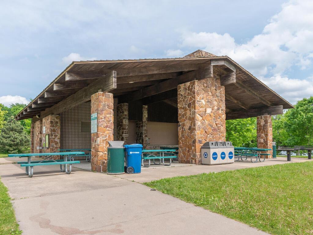 1321 Lake Susan Hills Drive