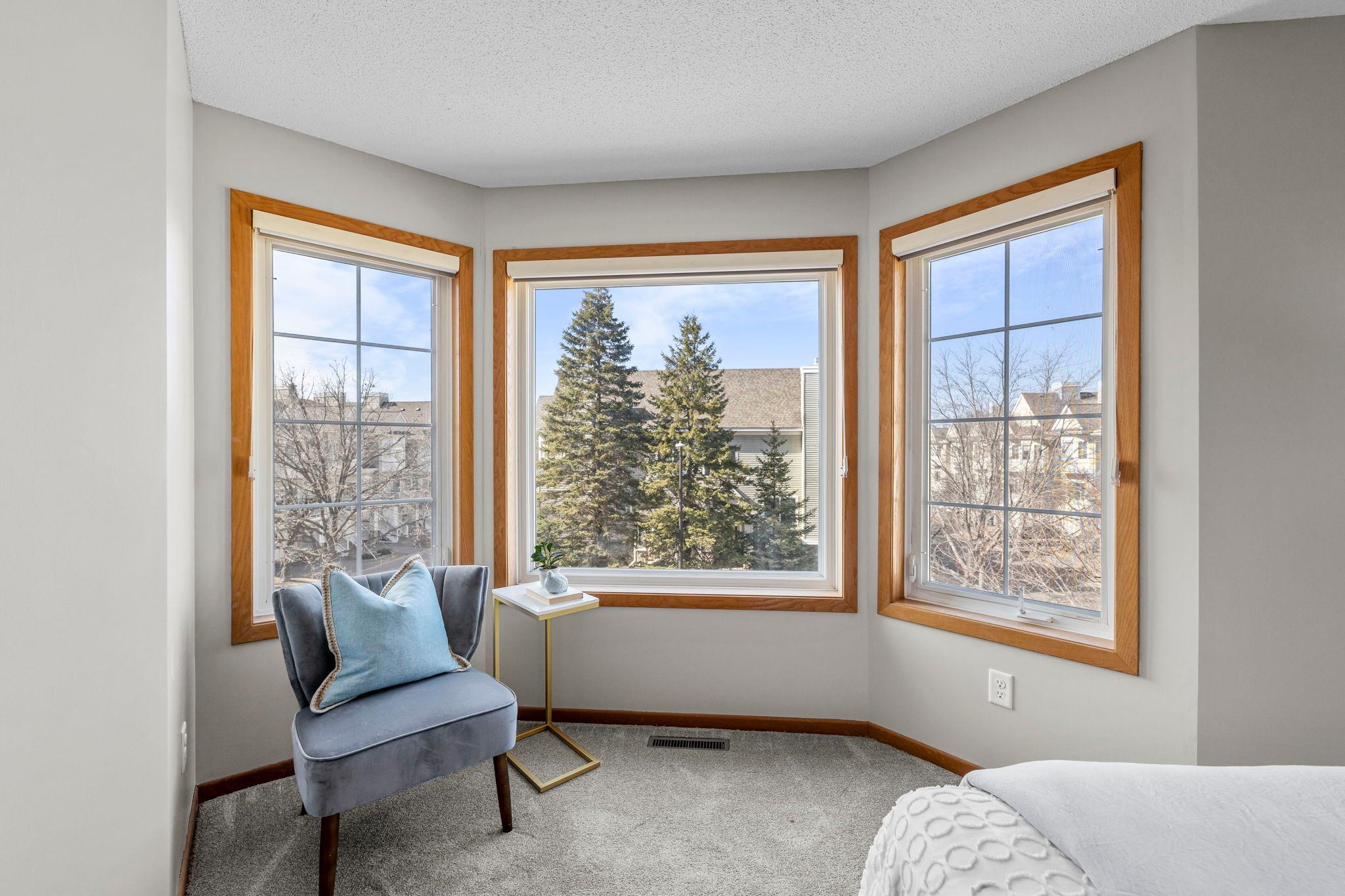 729 Fairfield Circle