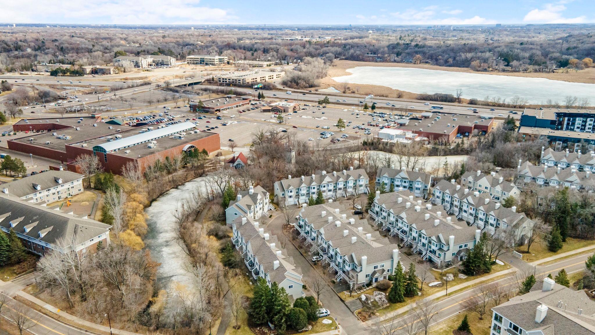 729 Fairfield Circle