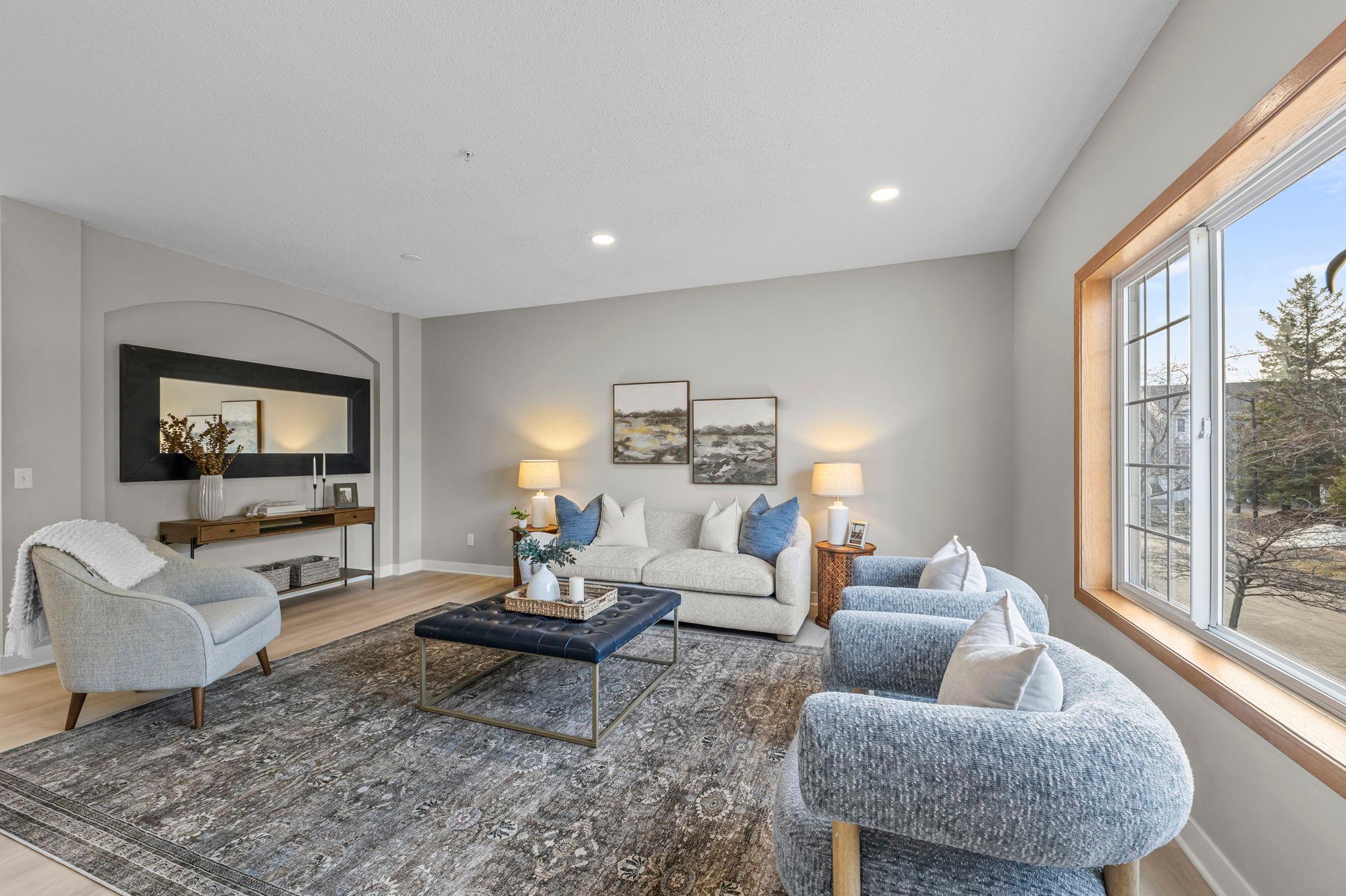 729 Fairfield Circle