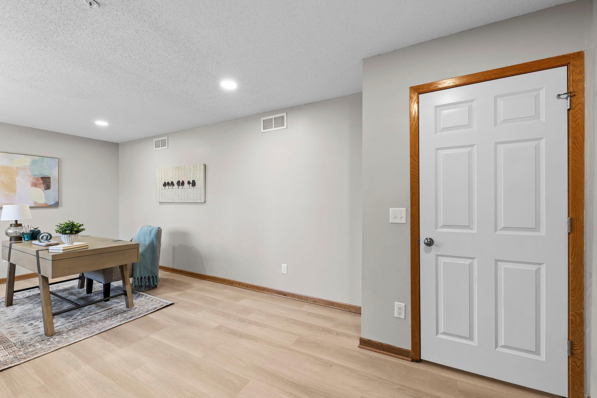 729 Fairfield Circle