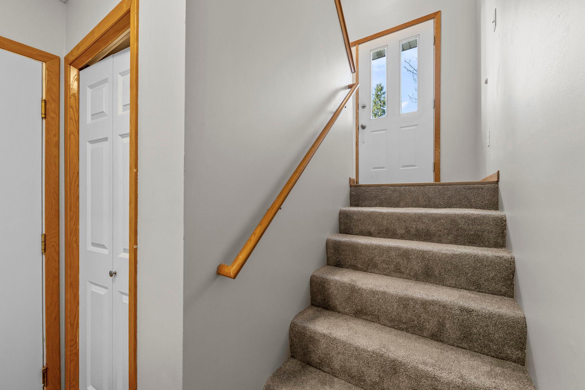 729 Fairfield Circle