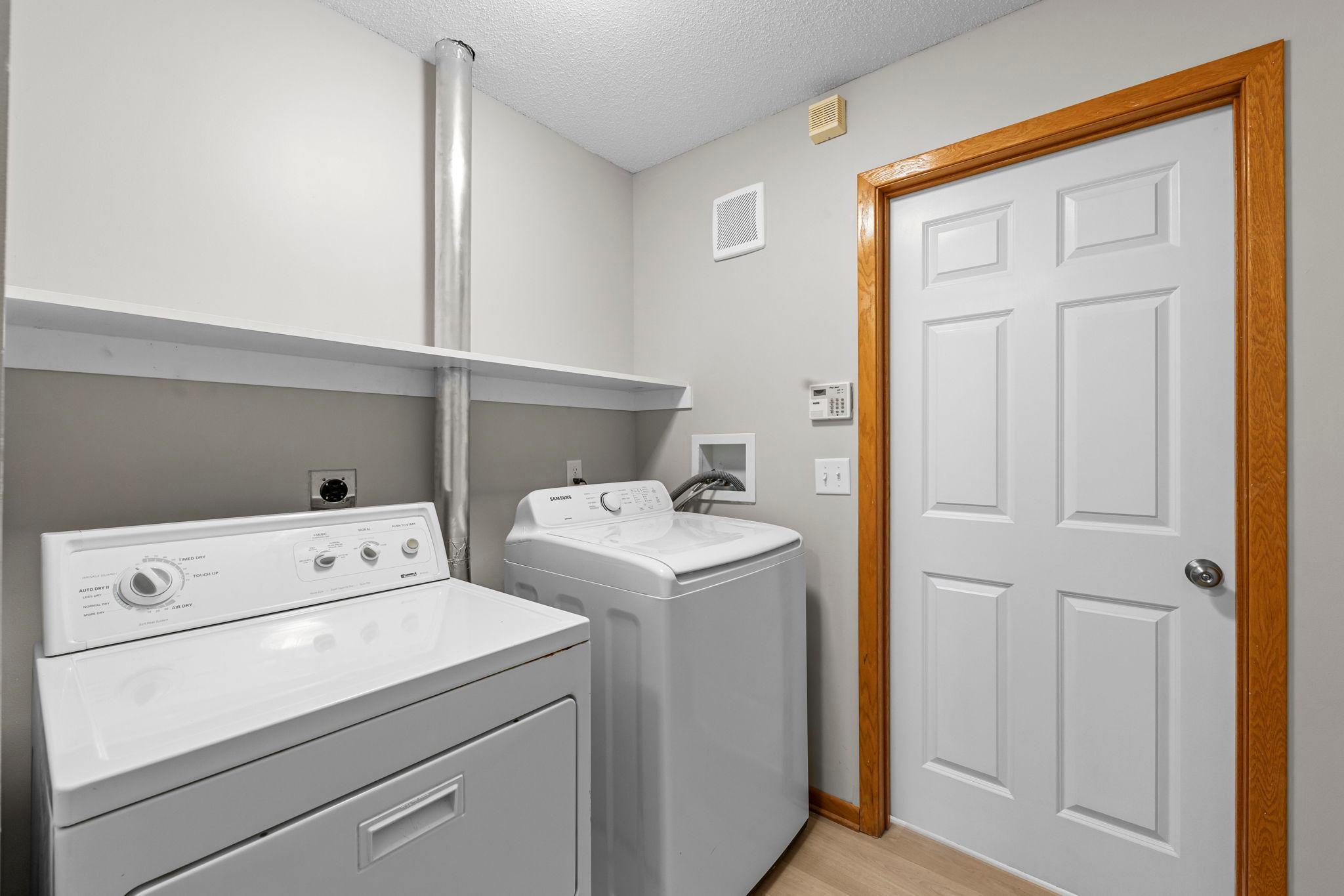 729 Fairfield Circle