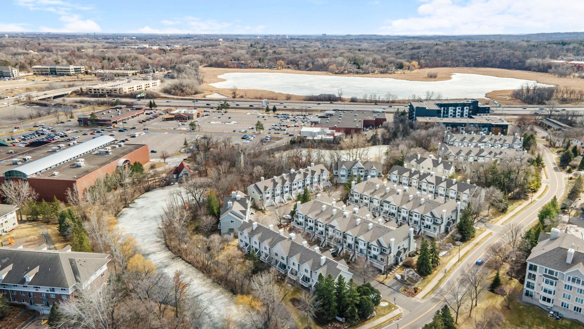 729 Fairfield Circle