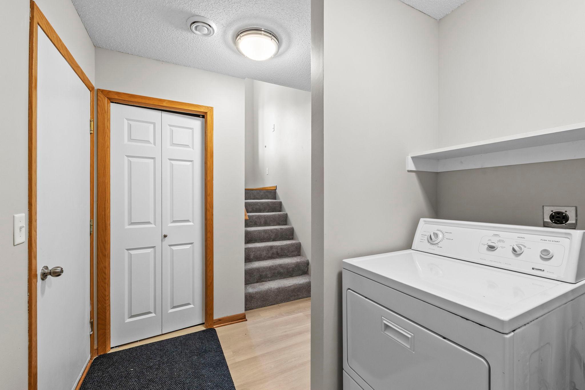 729 Fairfield Circle