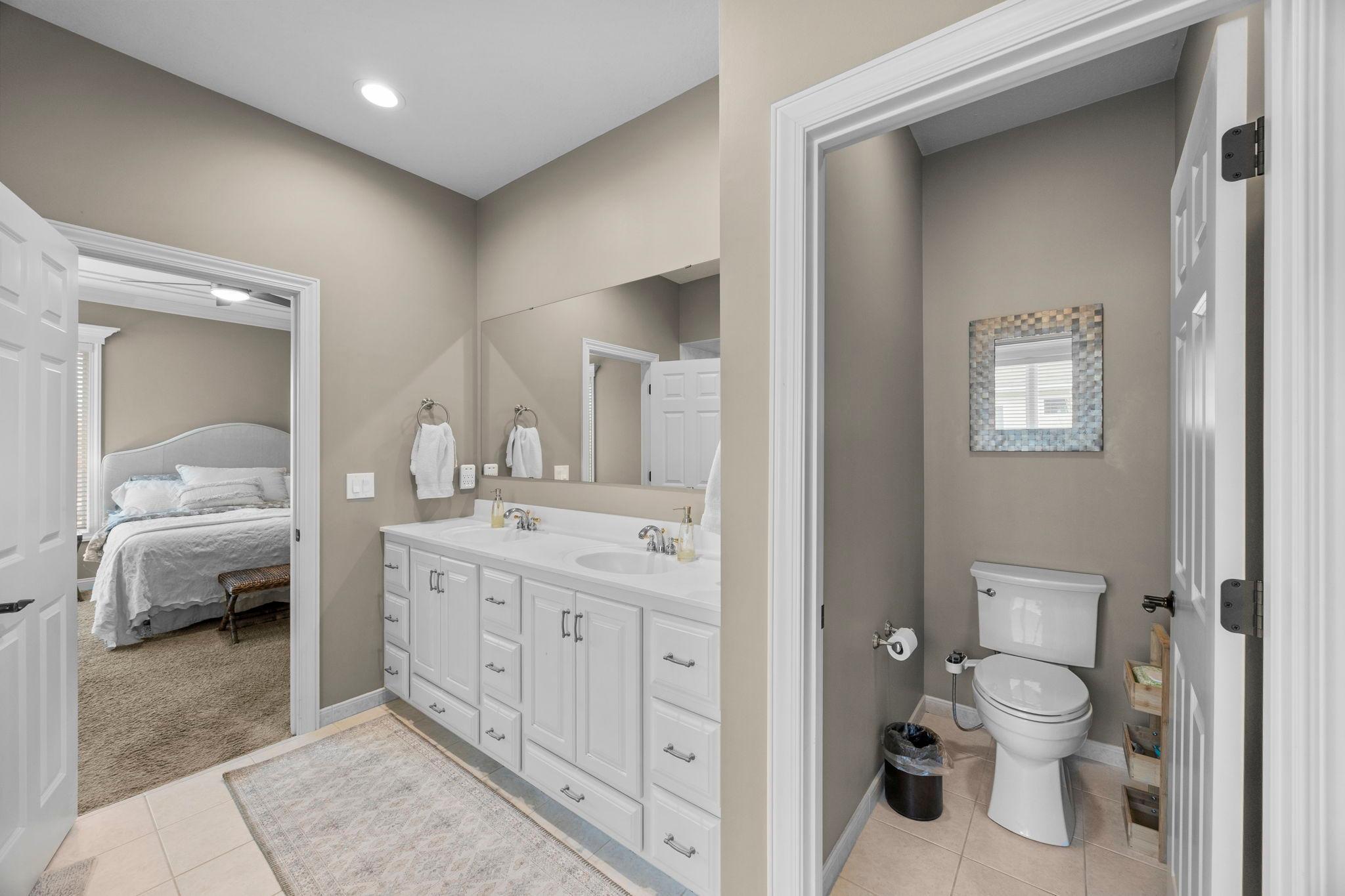 1890 Edgewater Place