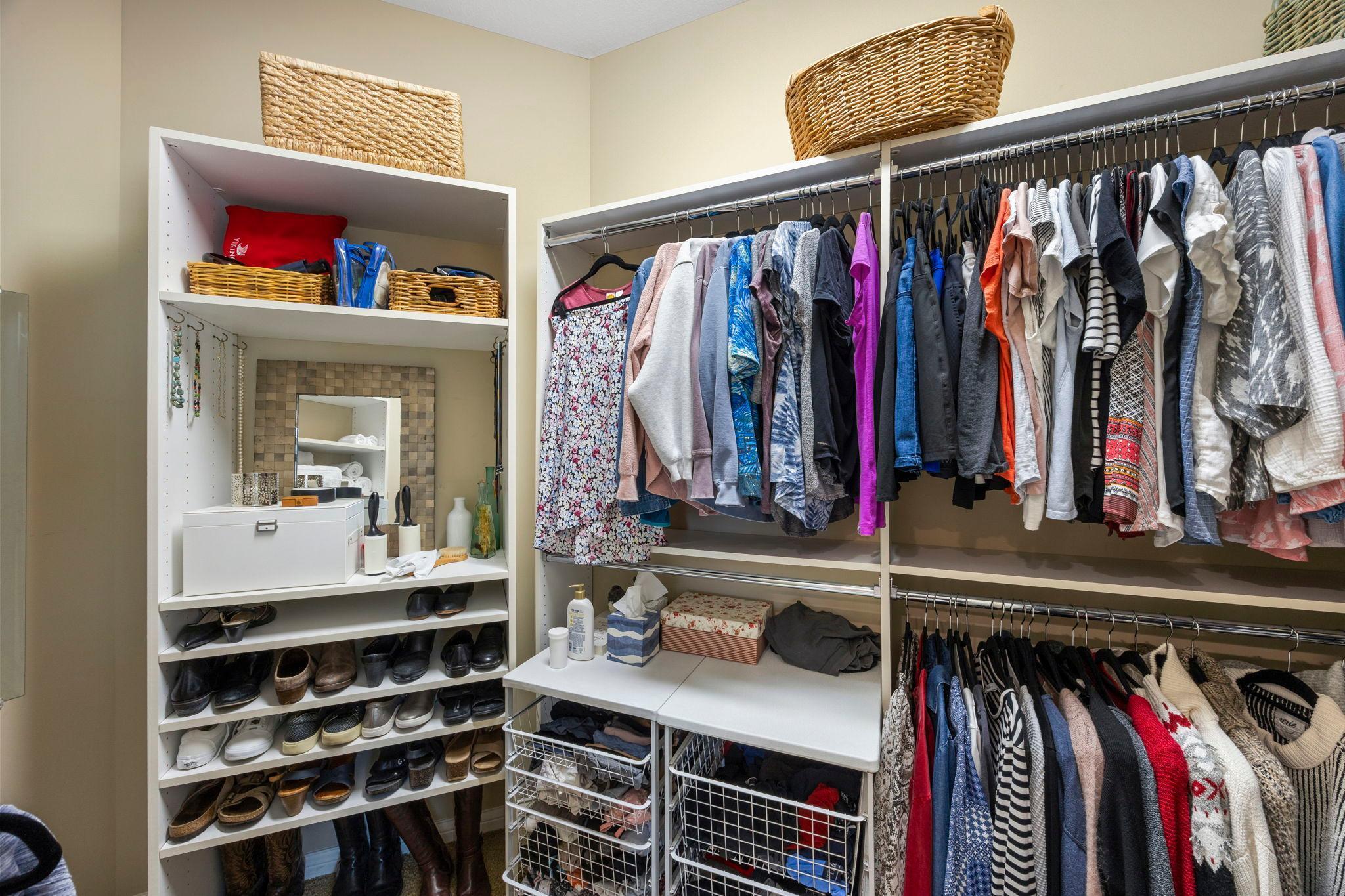 1890 Edgewater Place