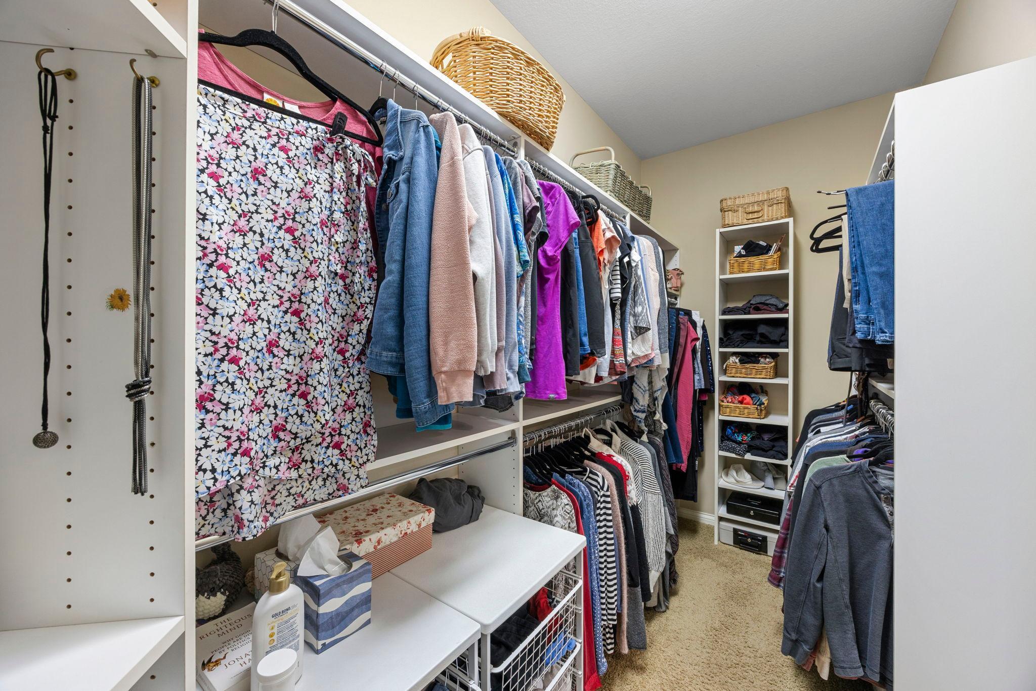 1890 Edgewater Place