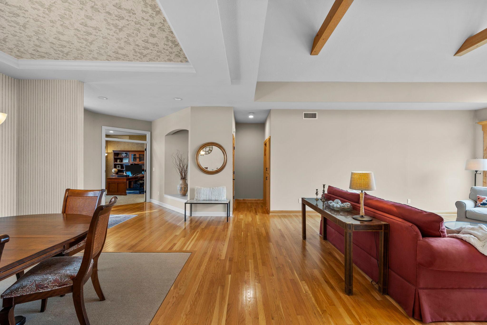 1890 Edgewater Place