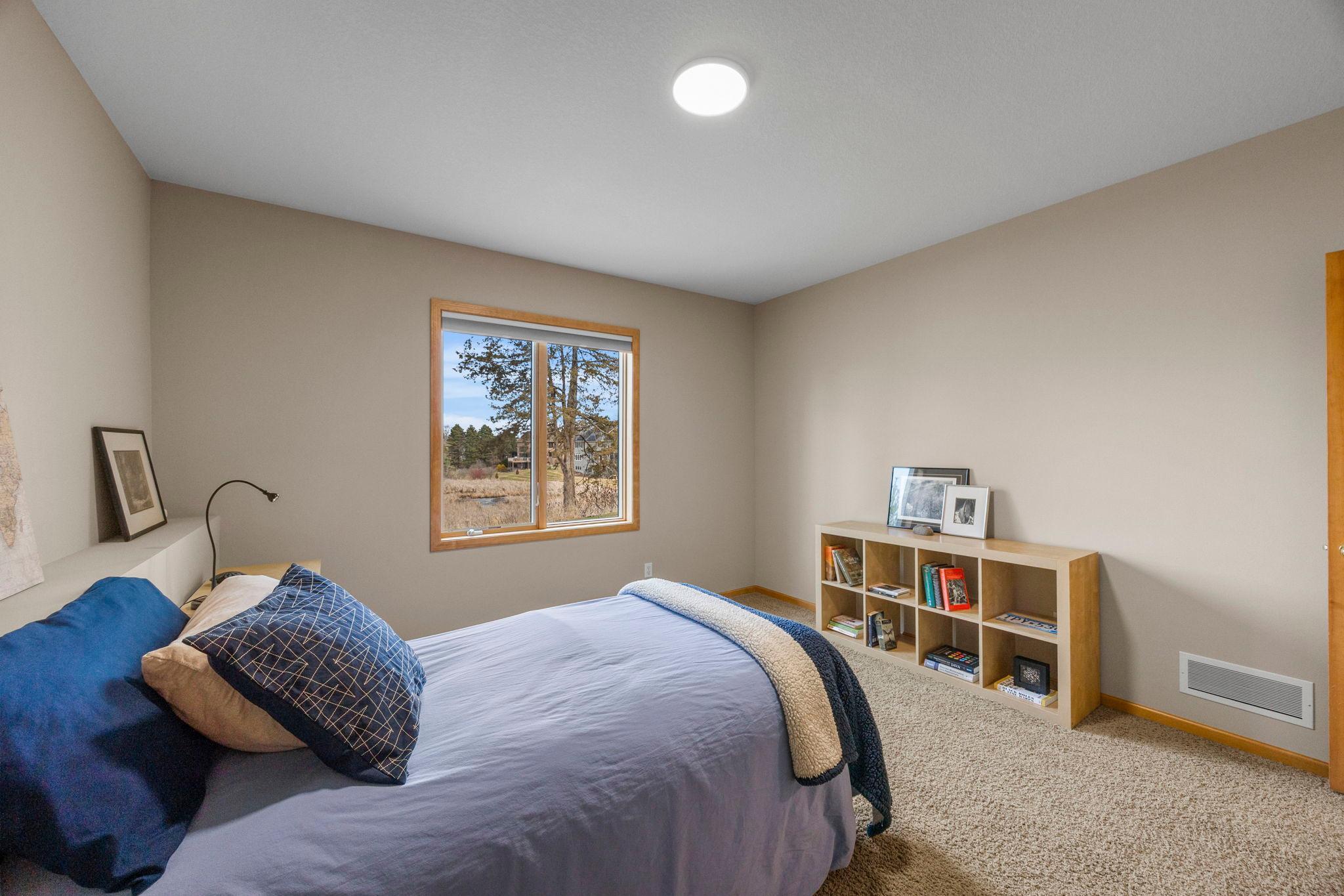 1890 Edgewater Place