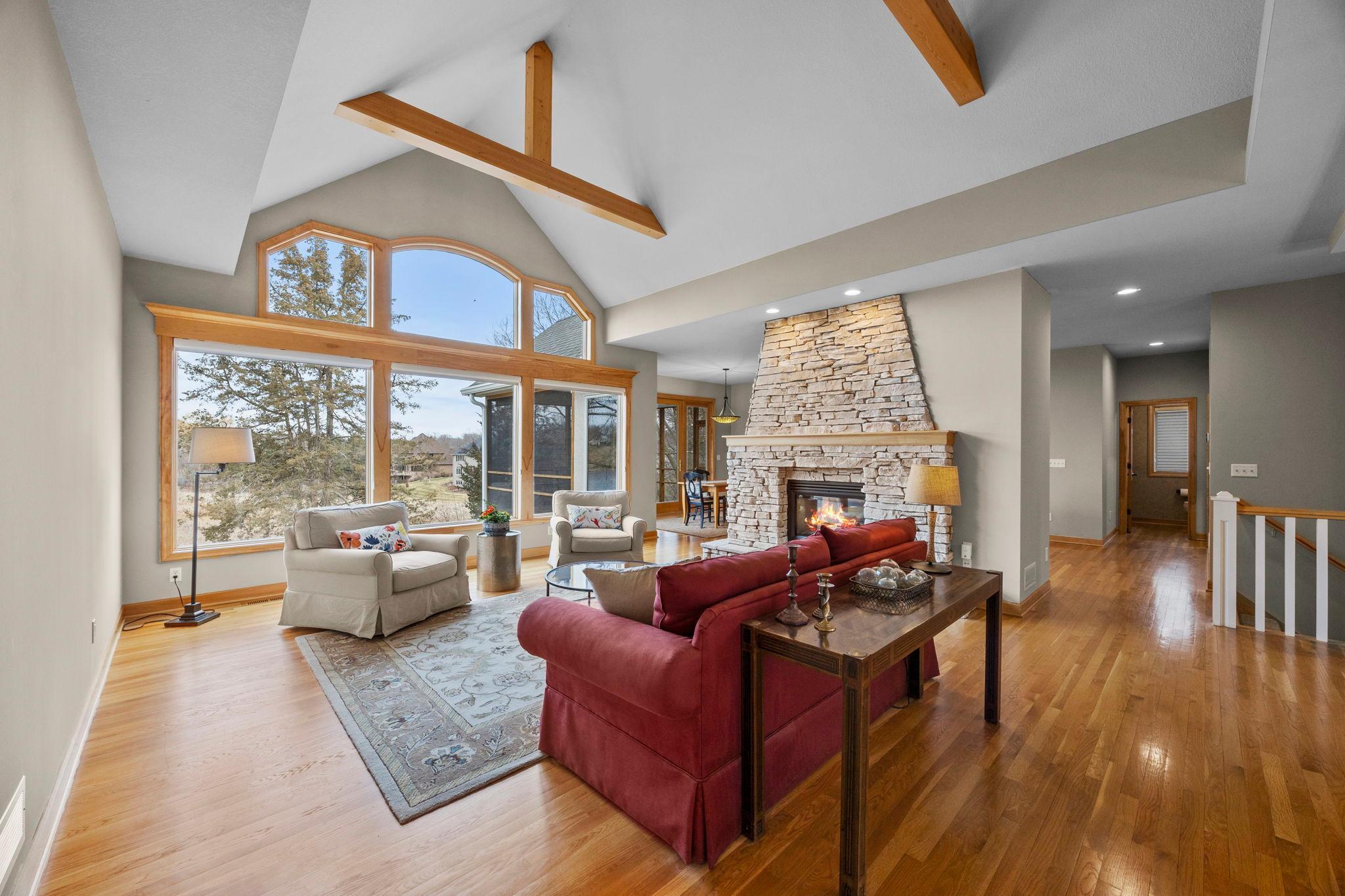 1890 Edgewater Place