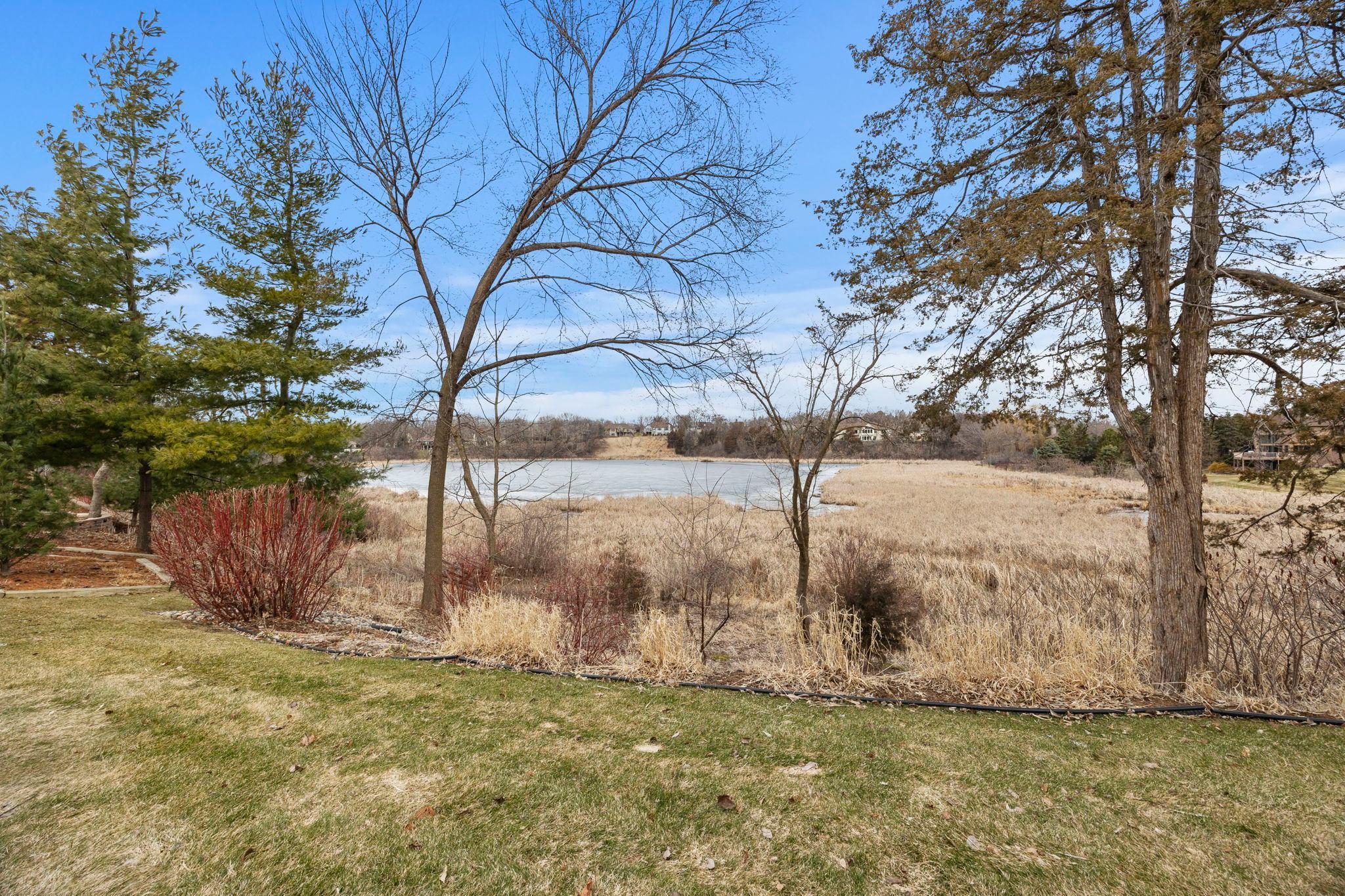 1890 Edgewater Place