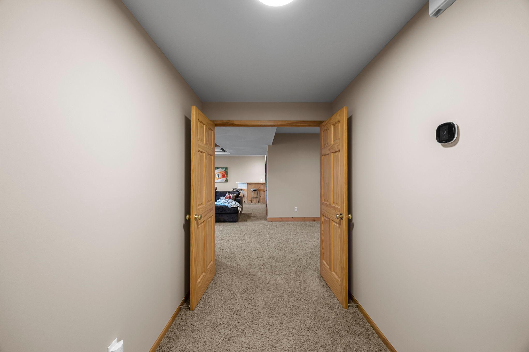 1890 Edgewater Place