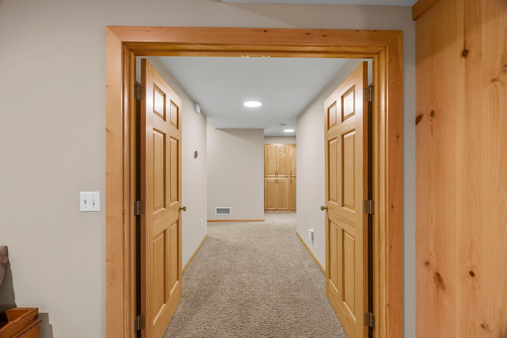 1890 Edgewater Place