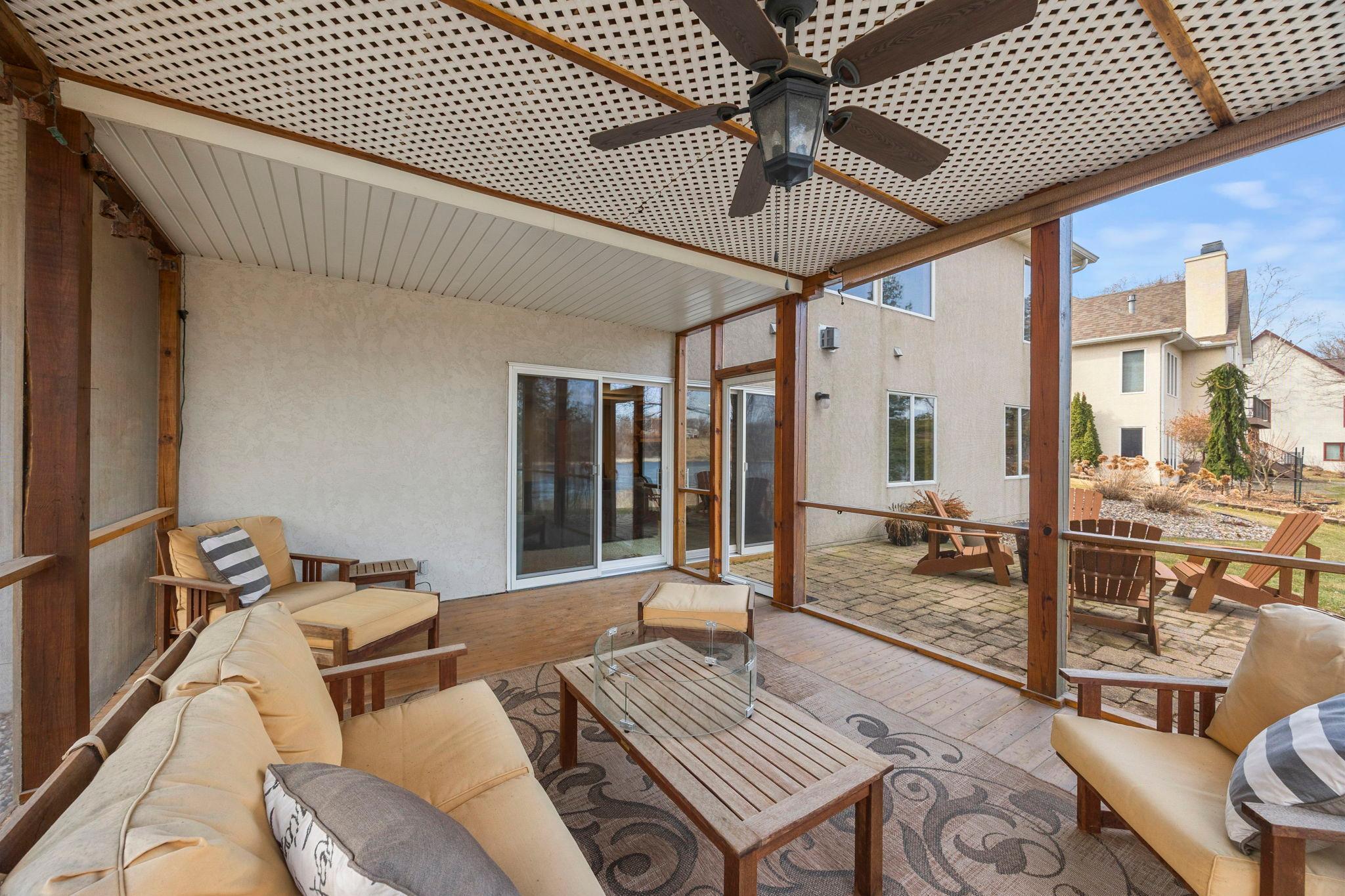 1890 Edgewater Place