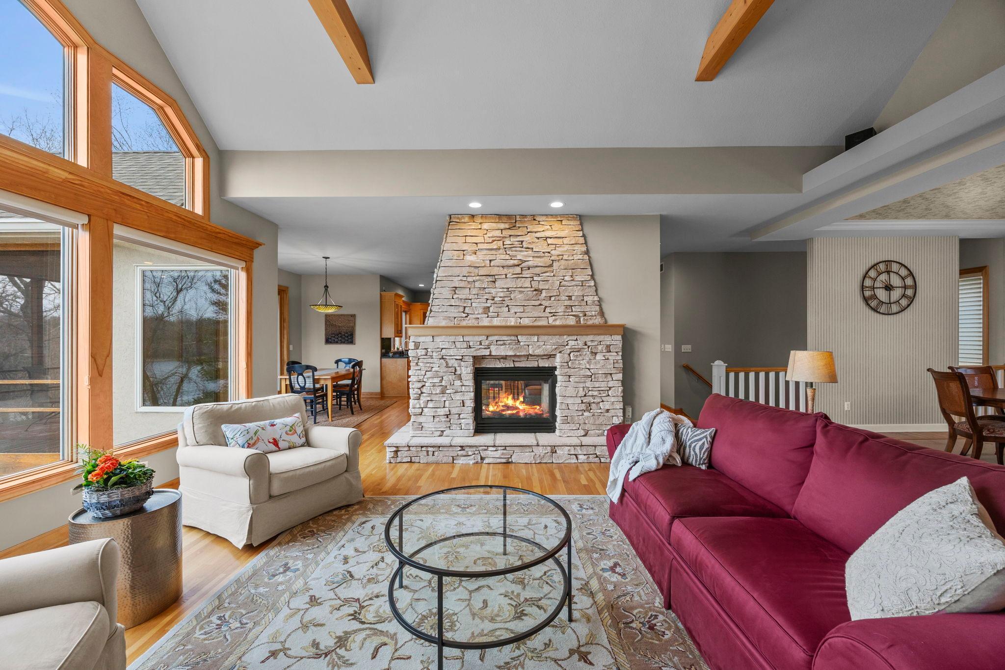 1890 Edgewater Place