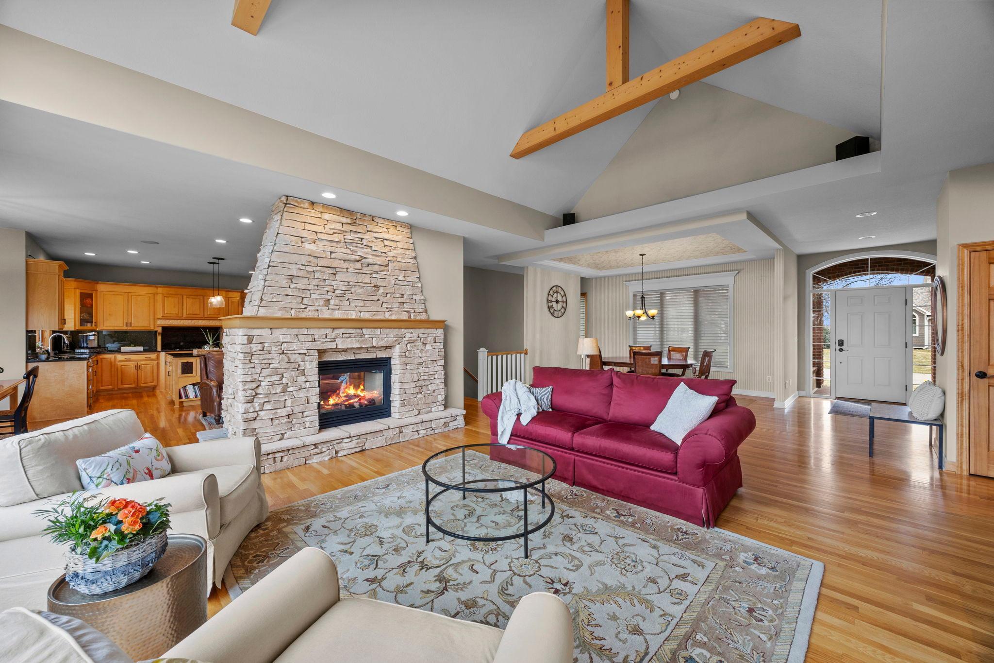 1890 Edgewater Place