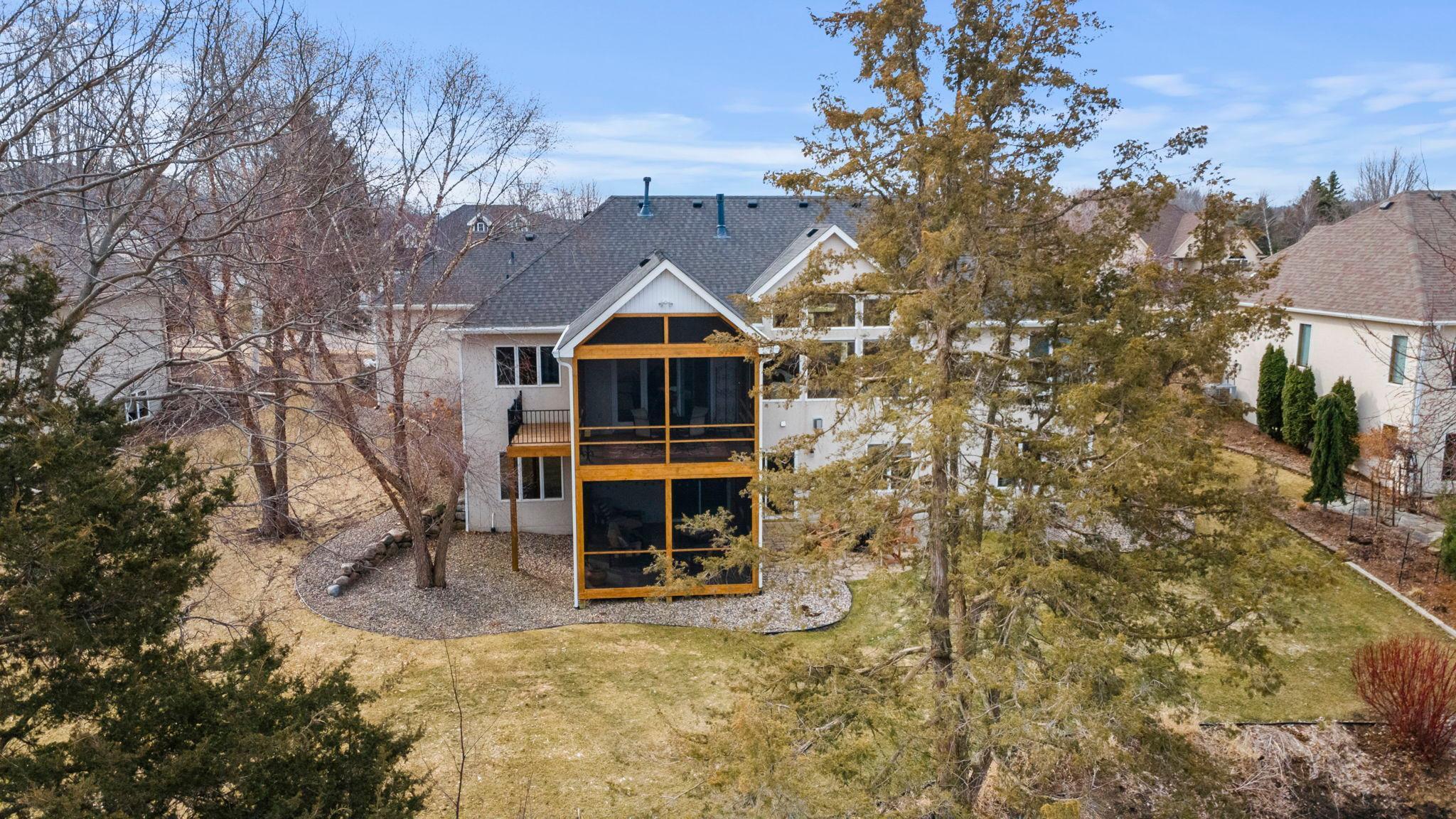 1890 Edgewater Place