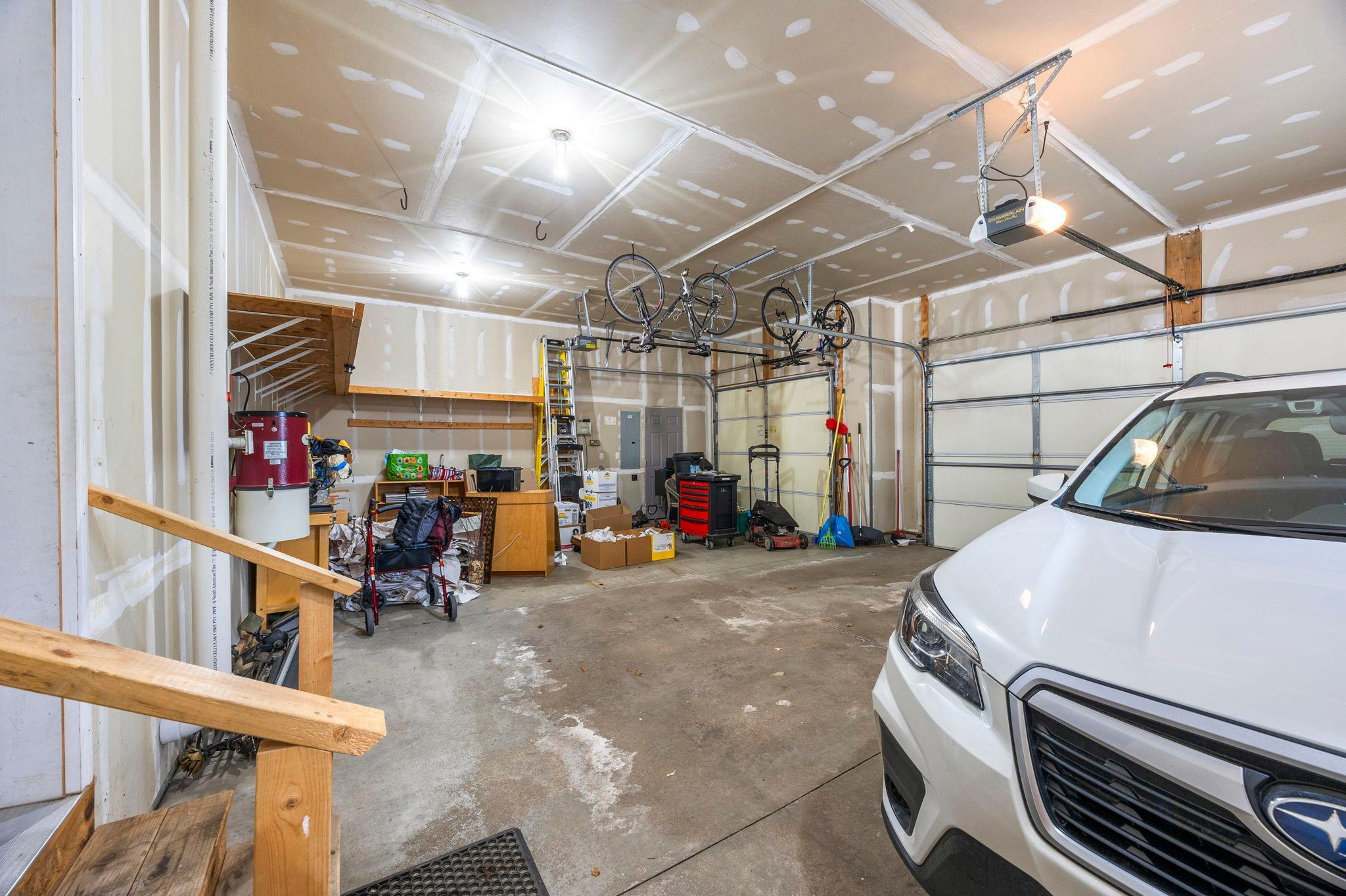 1890 Edgewater Place