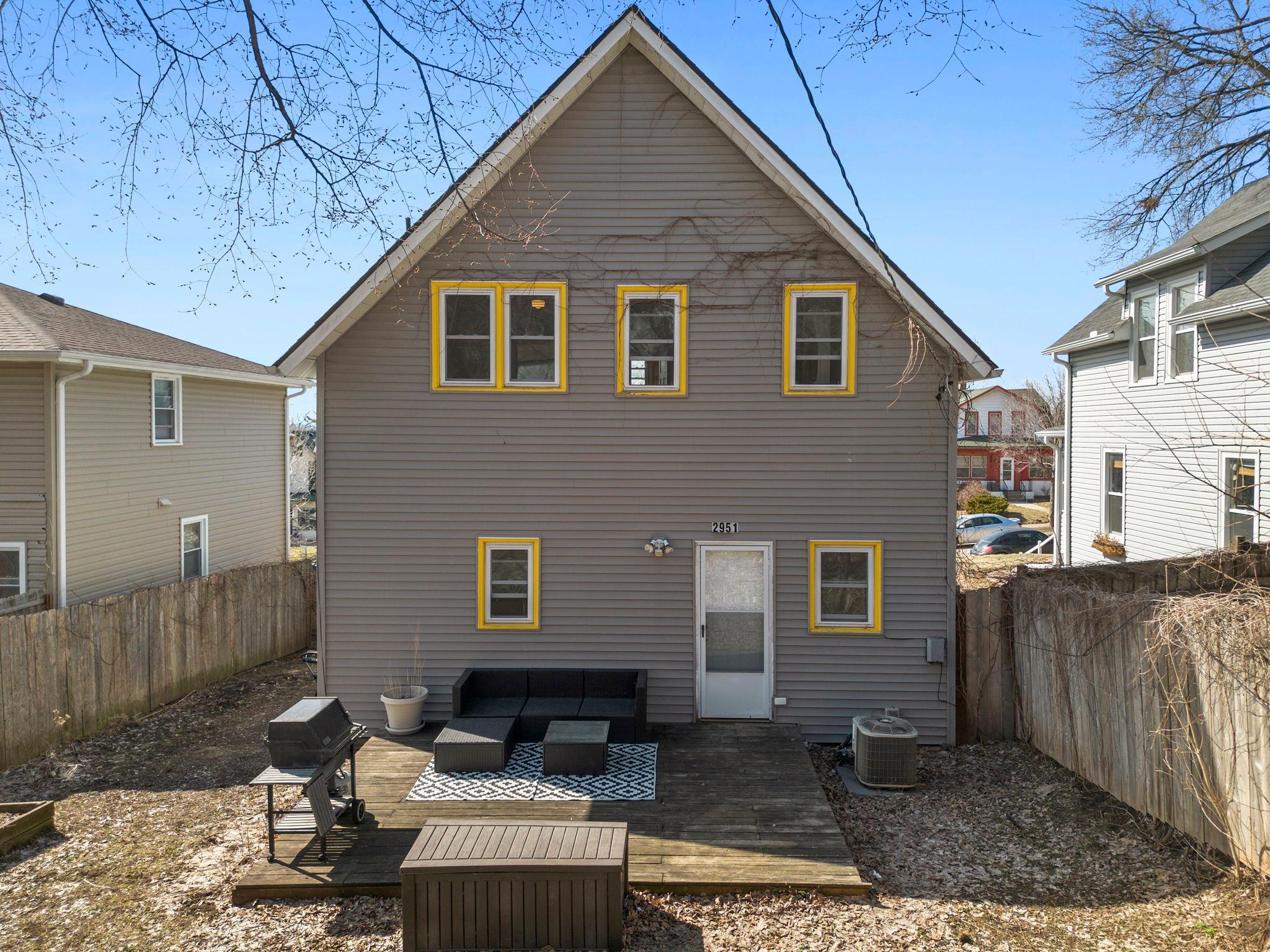 2951 Taylor Street NE