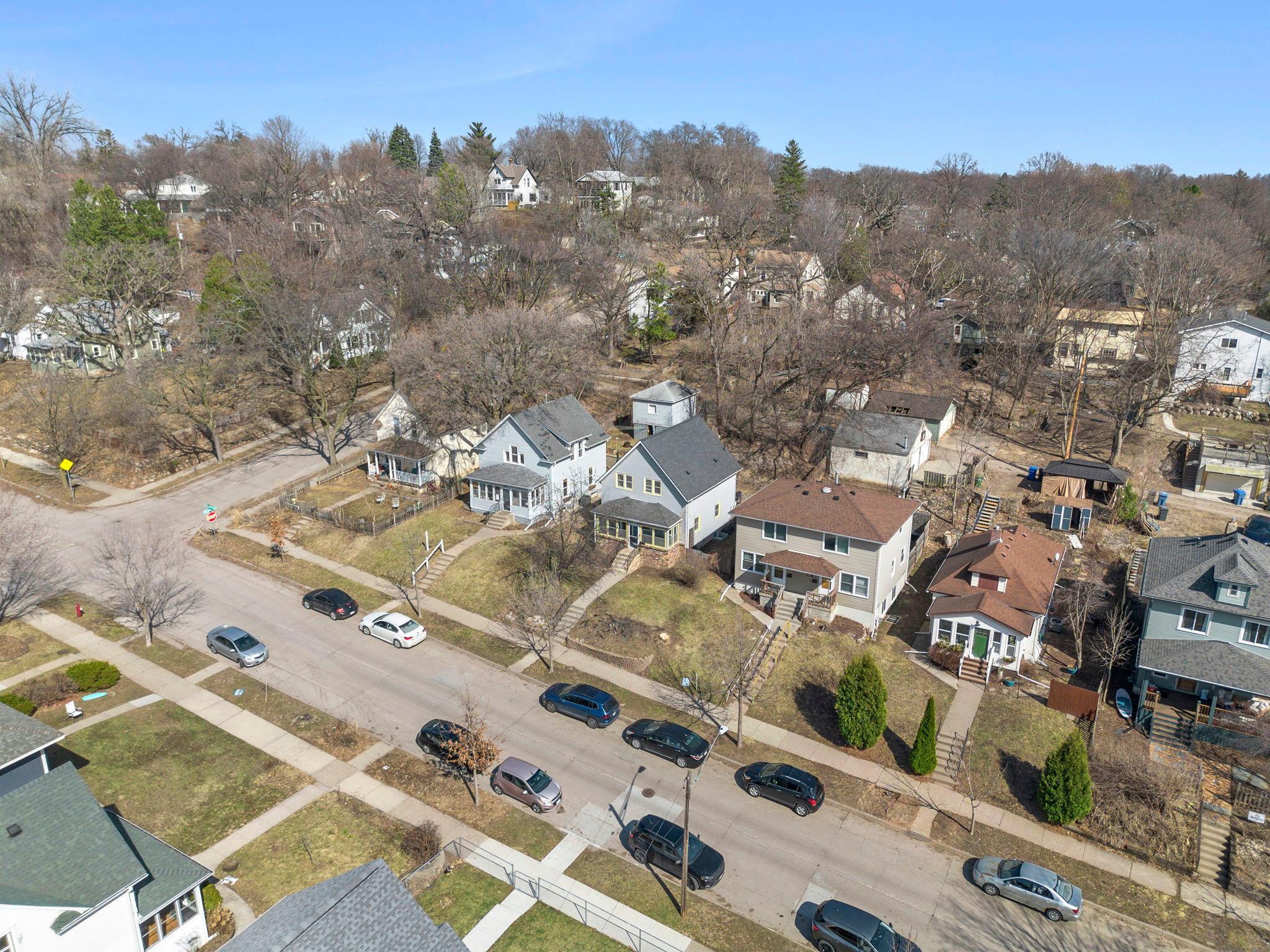 2951 Taylor Street NE