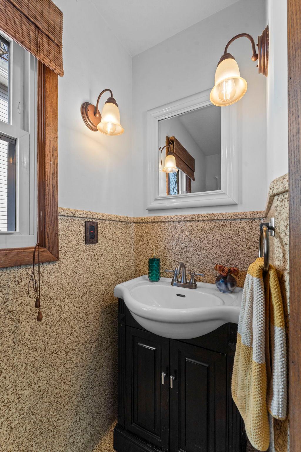 2951 Taylor Street NE