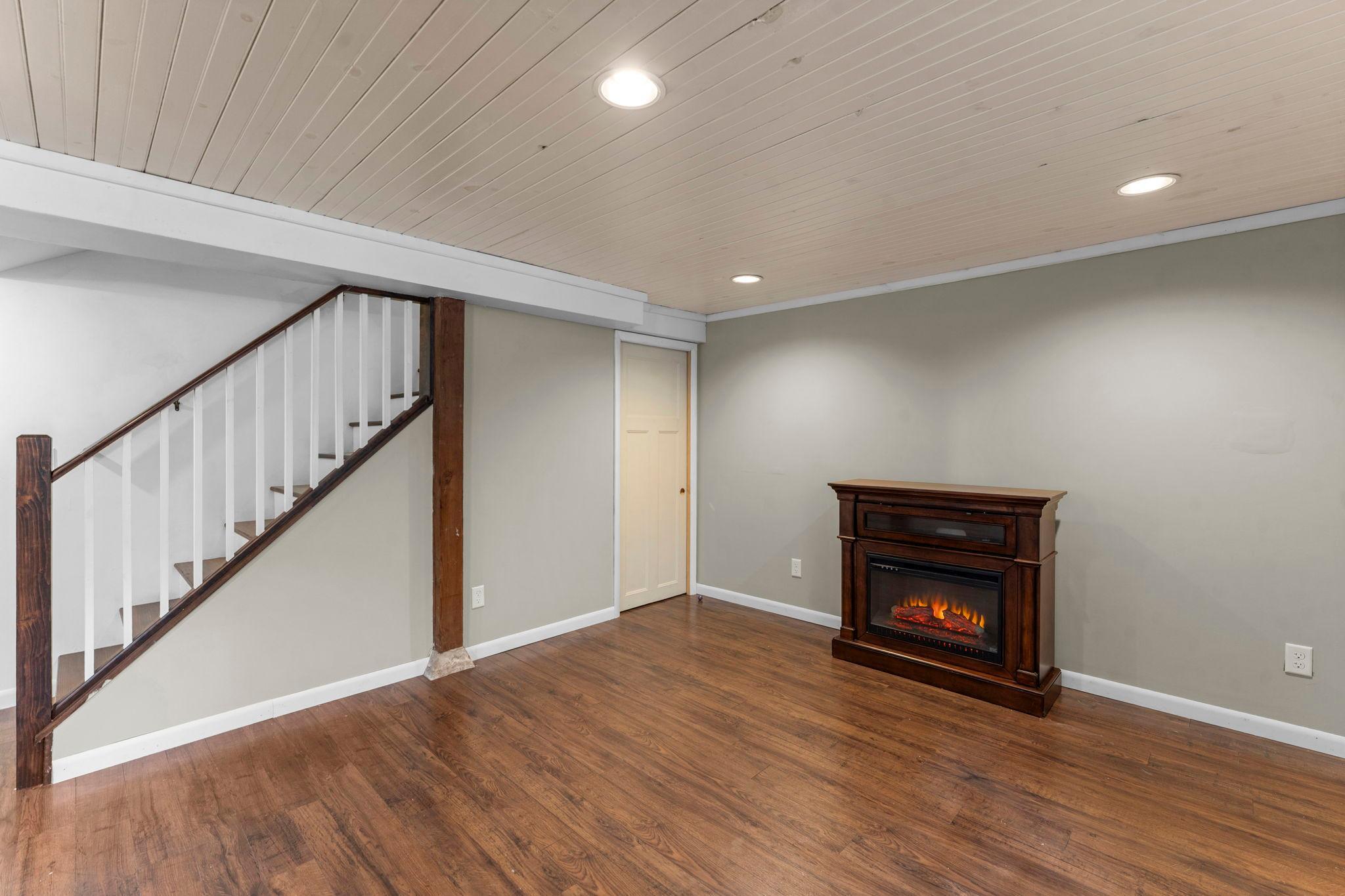 2951 Taylor Street NE