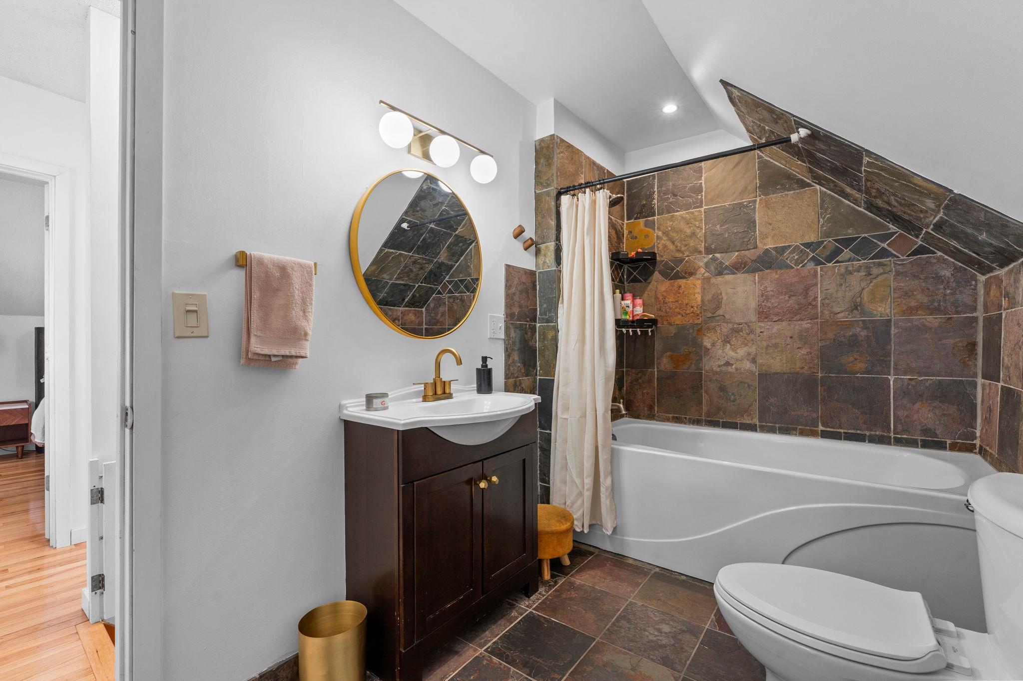 2951 Taylor Street NE