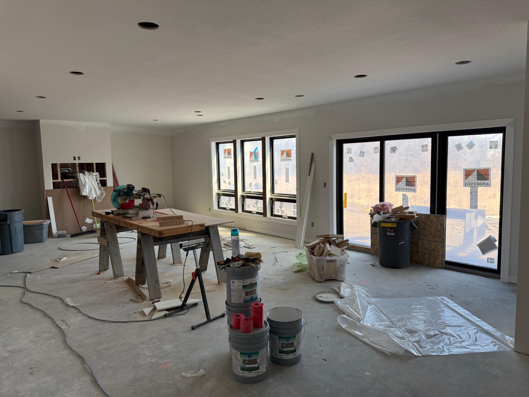 1949 Campfire Drive E