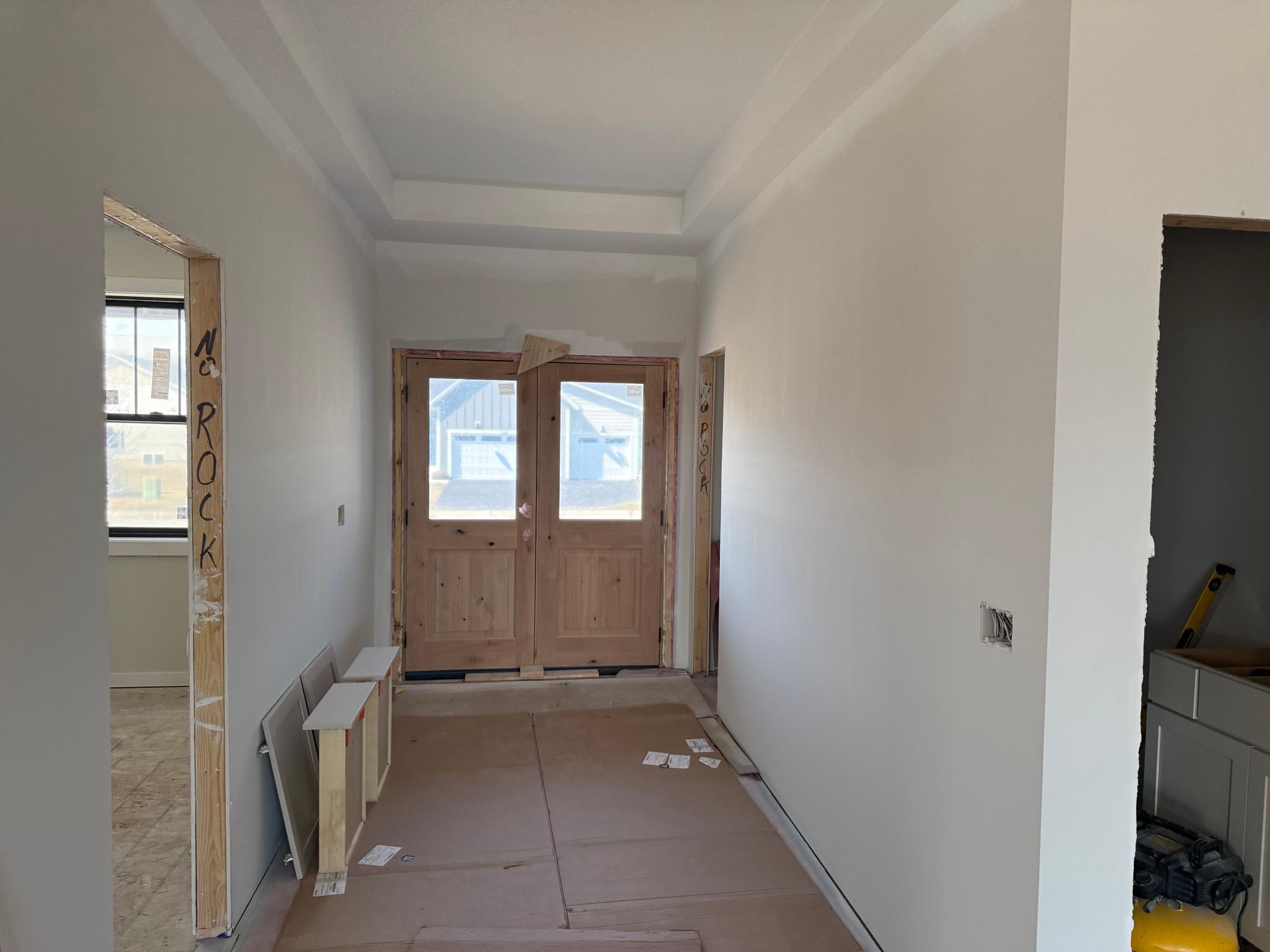 1949 Campfire Drive E