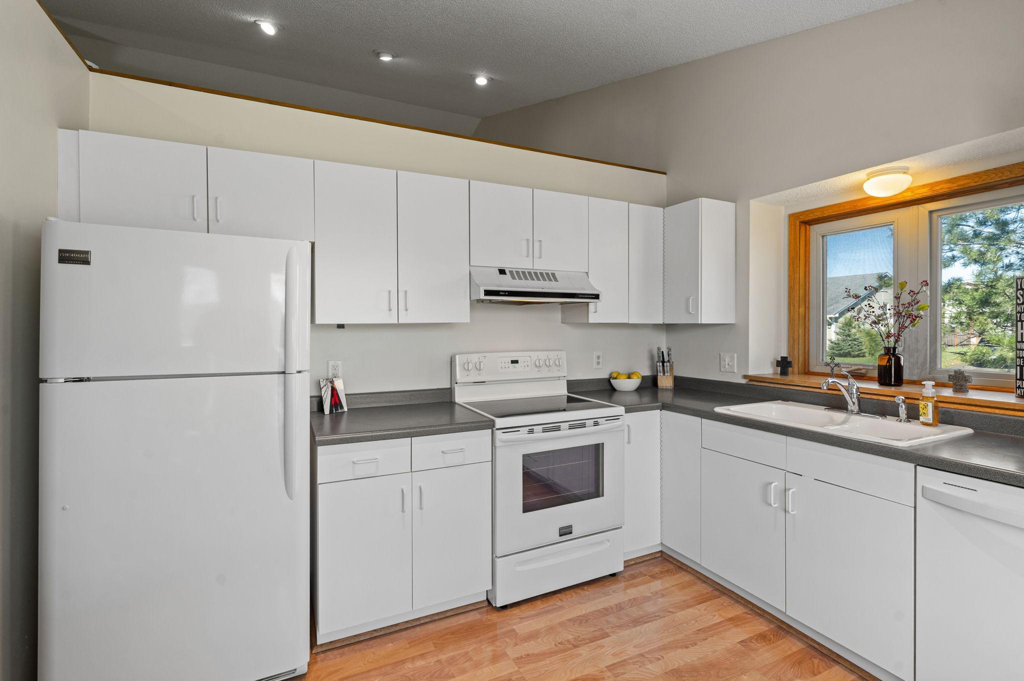 7055 Upper 157th Street W