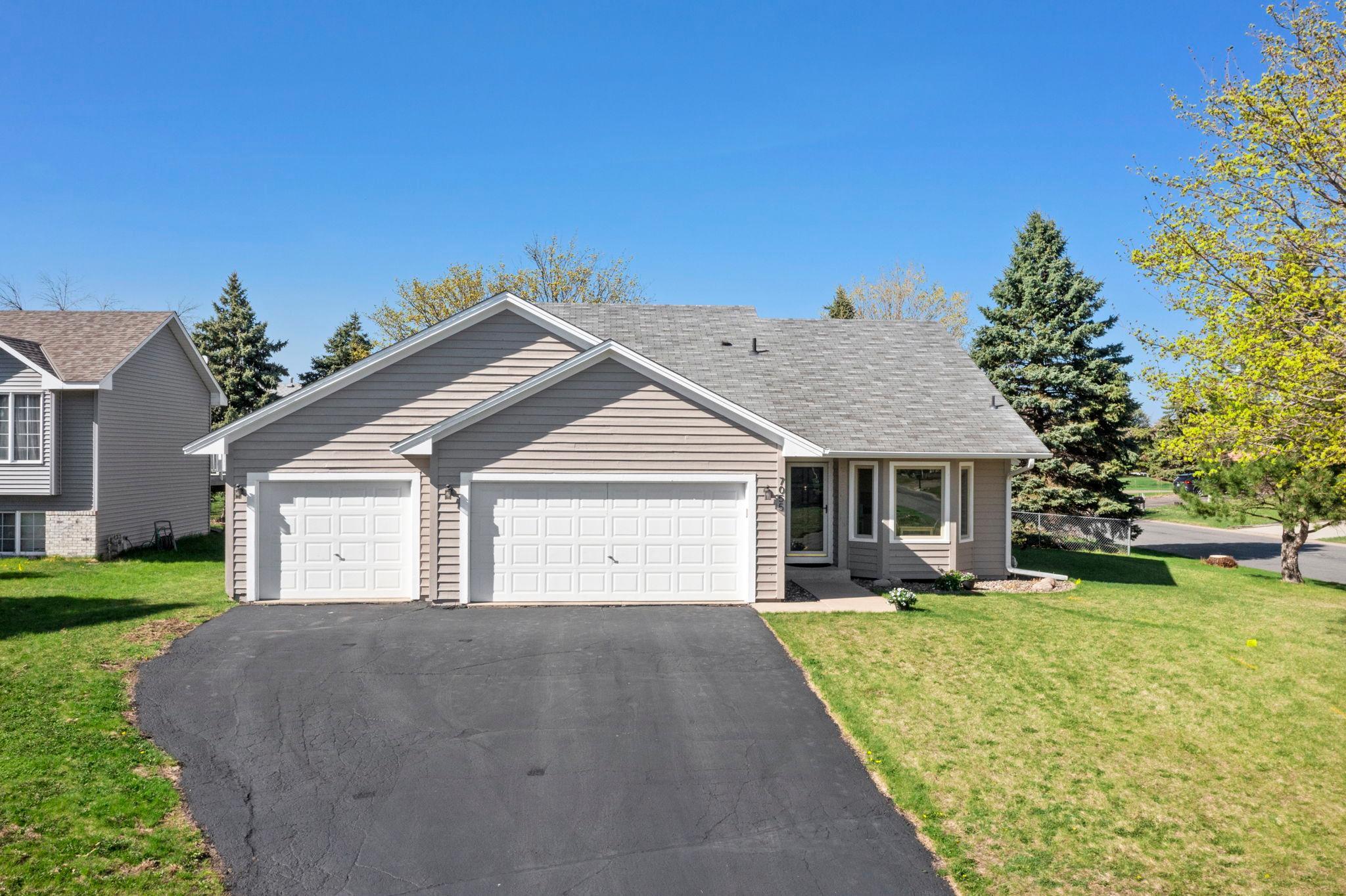 7055 Upper 157th Street W