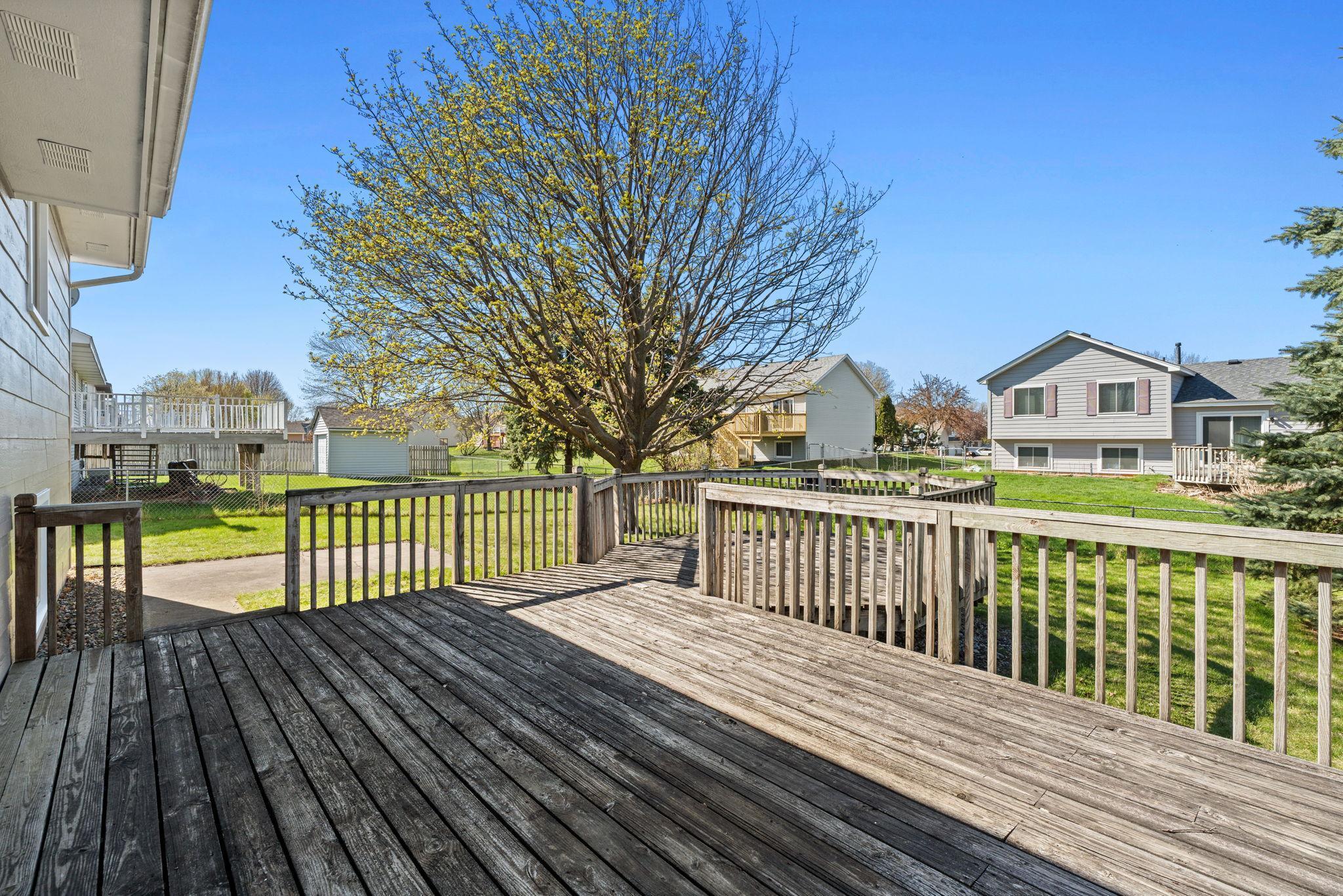7055 Upper 157th Street W