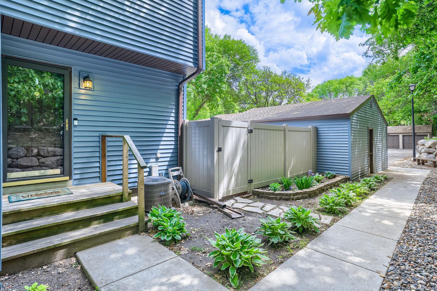 6387 Saint Johns Drive