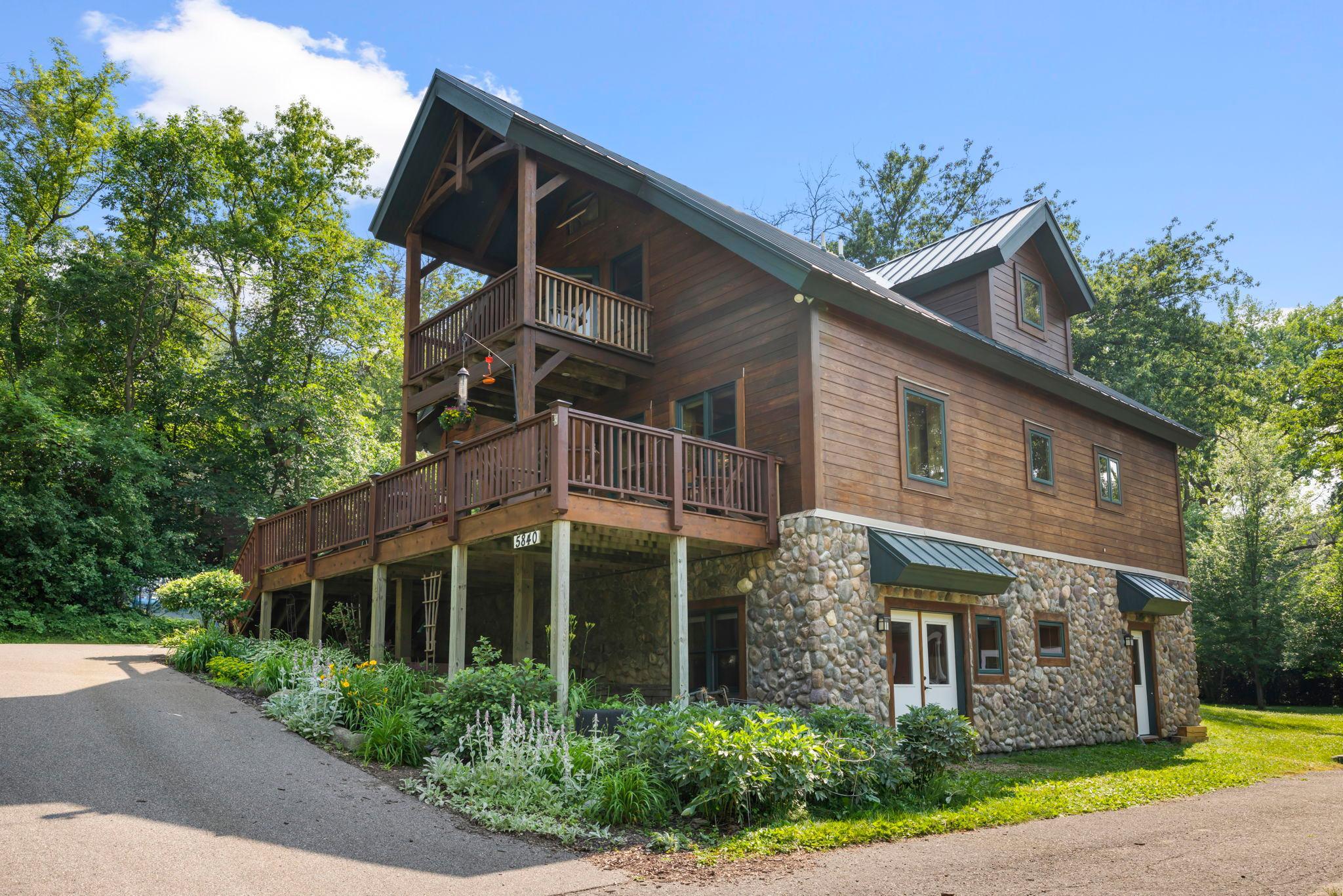 5840 Christmas Lake Road