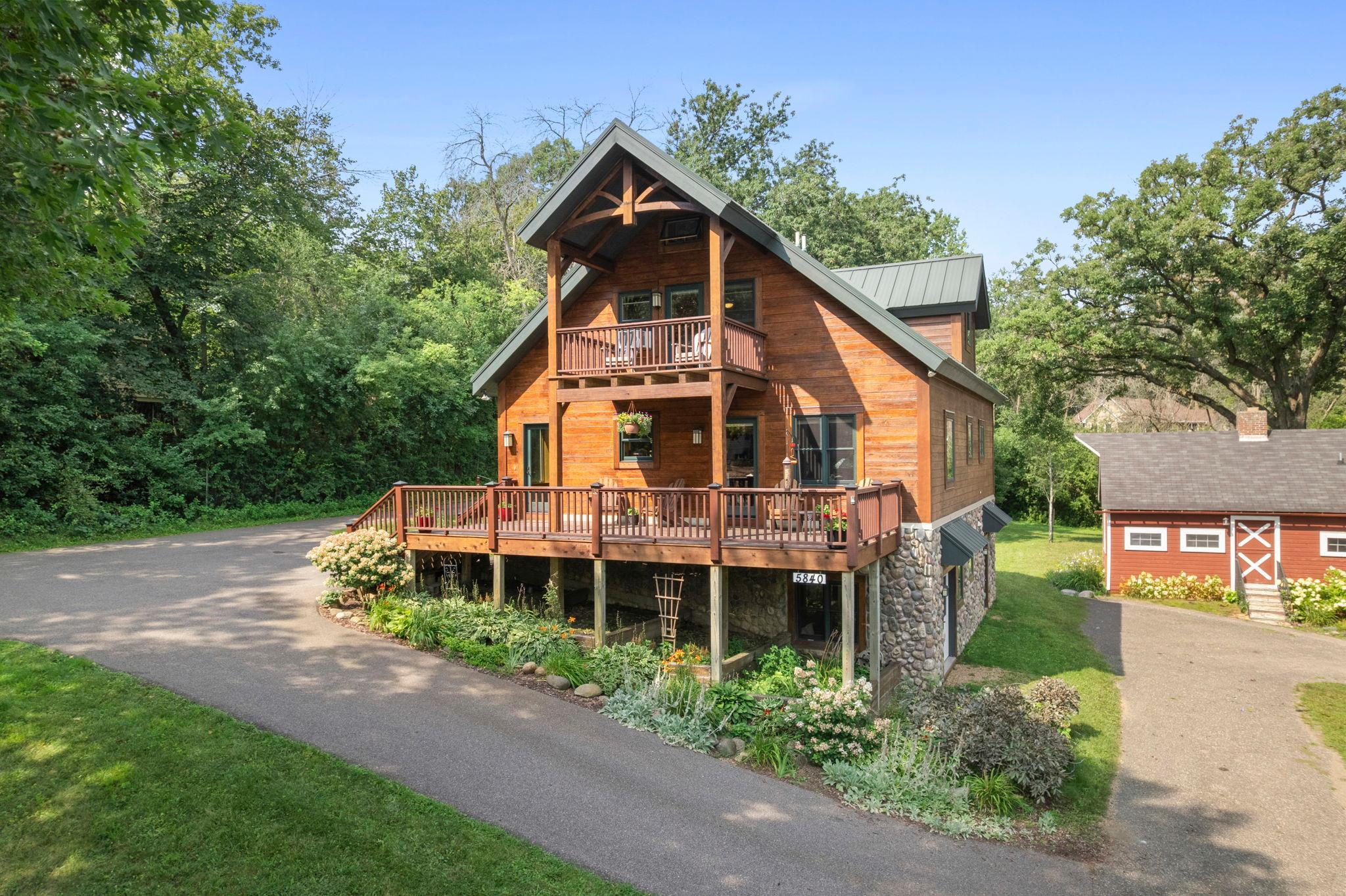 5840 Christmas Lake Road