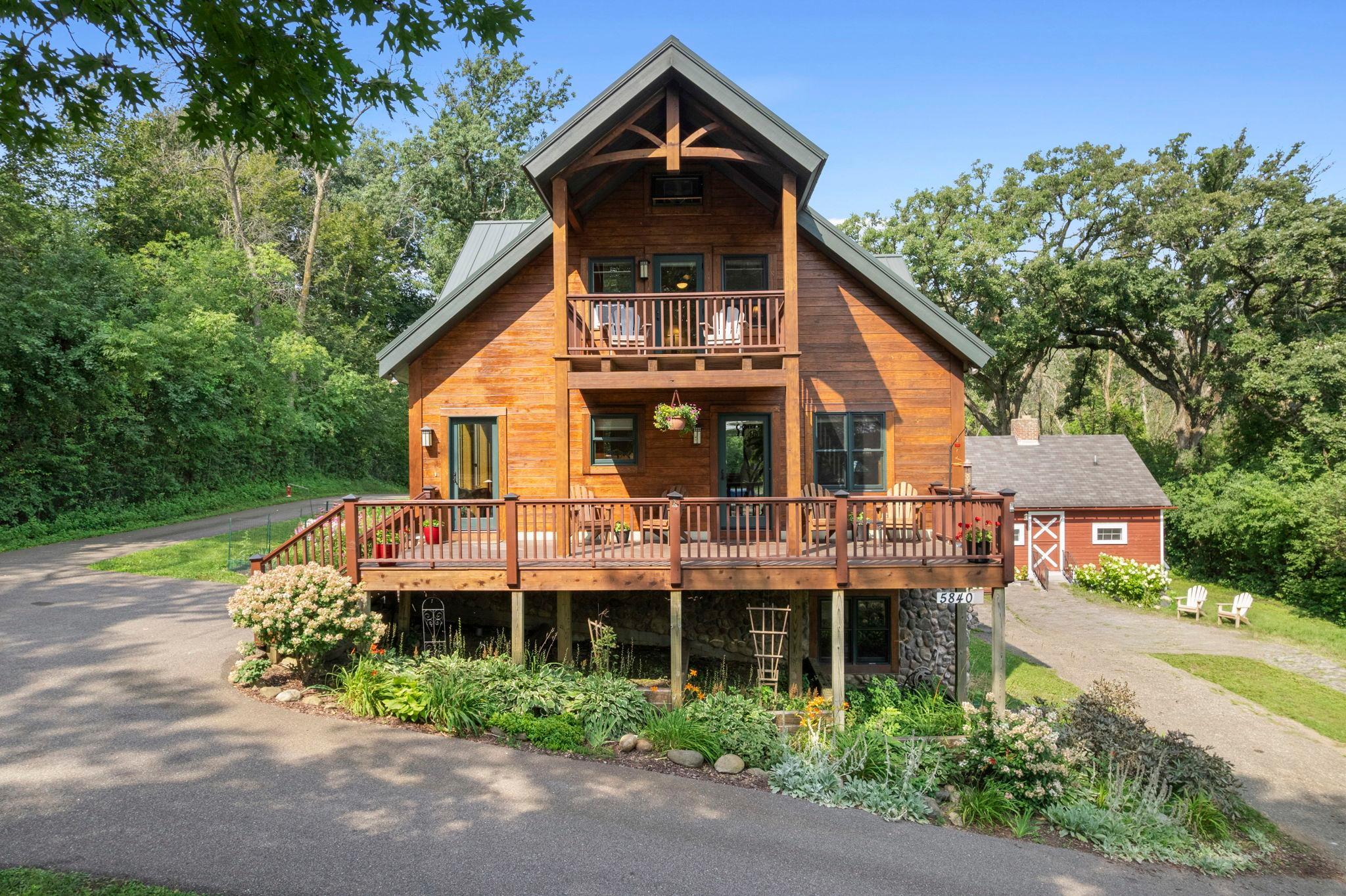 5840 Christmas Lake Road