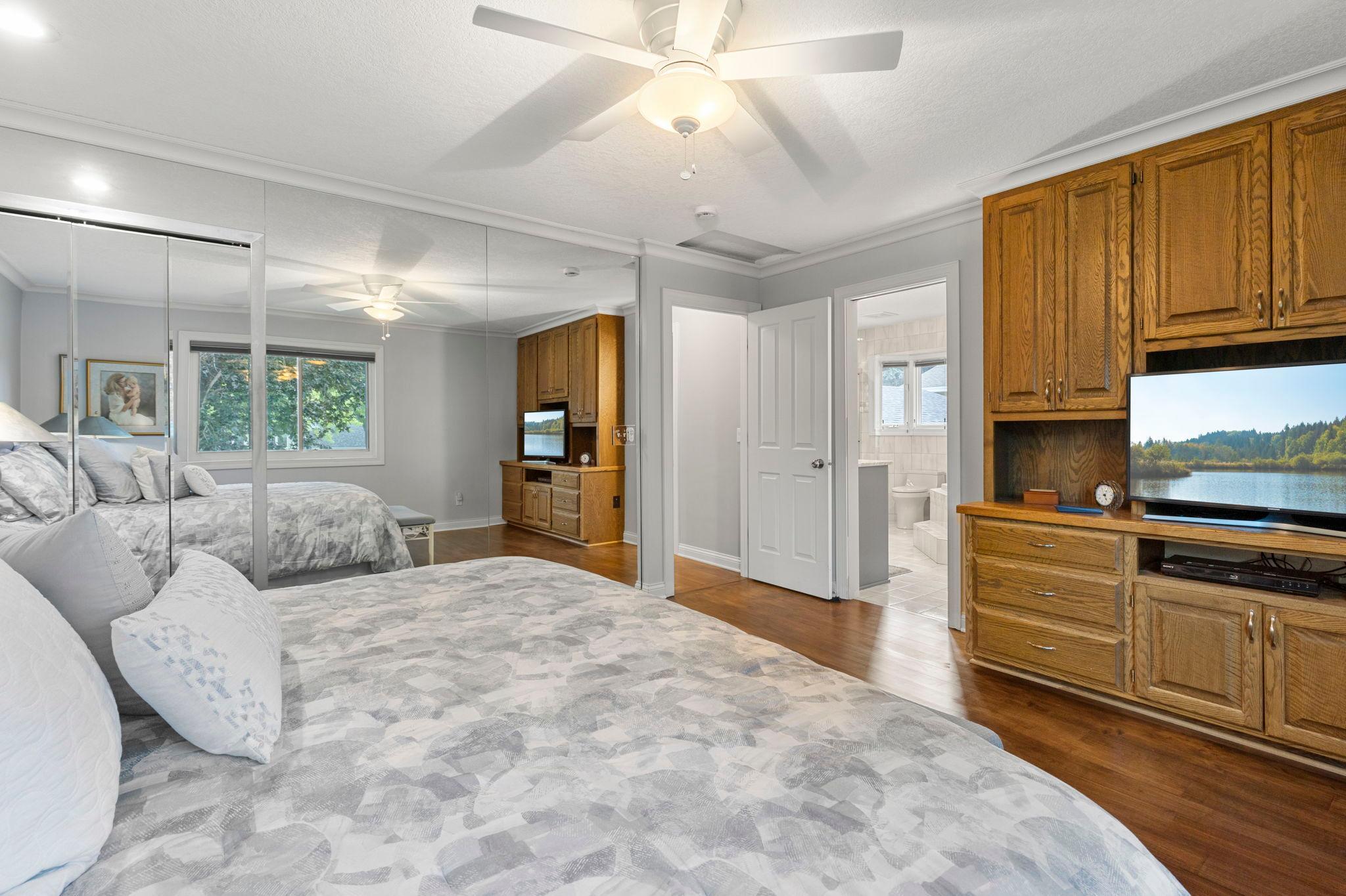 5213 Overlook Drive