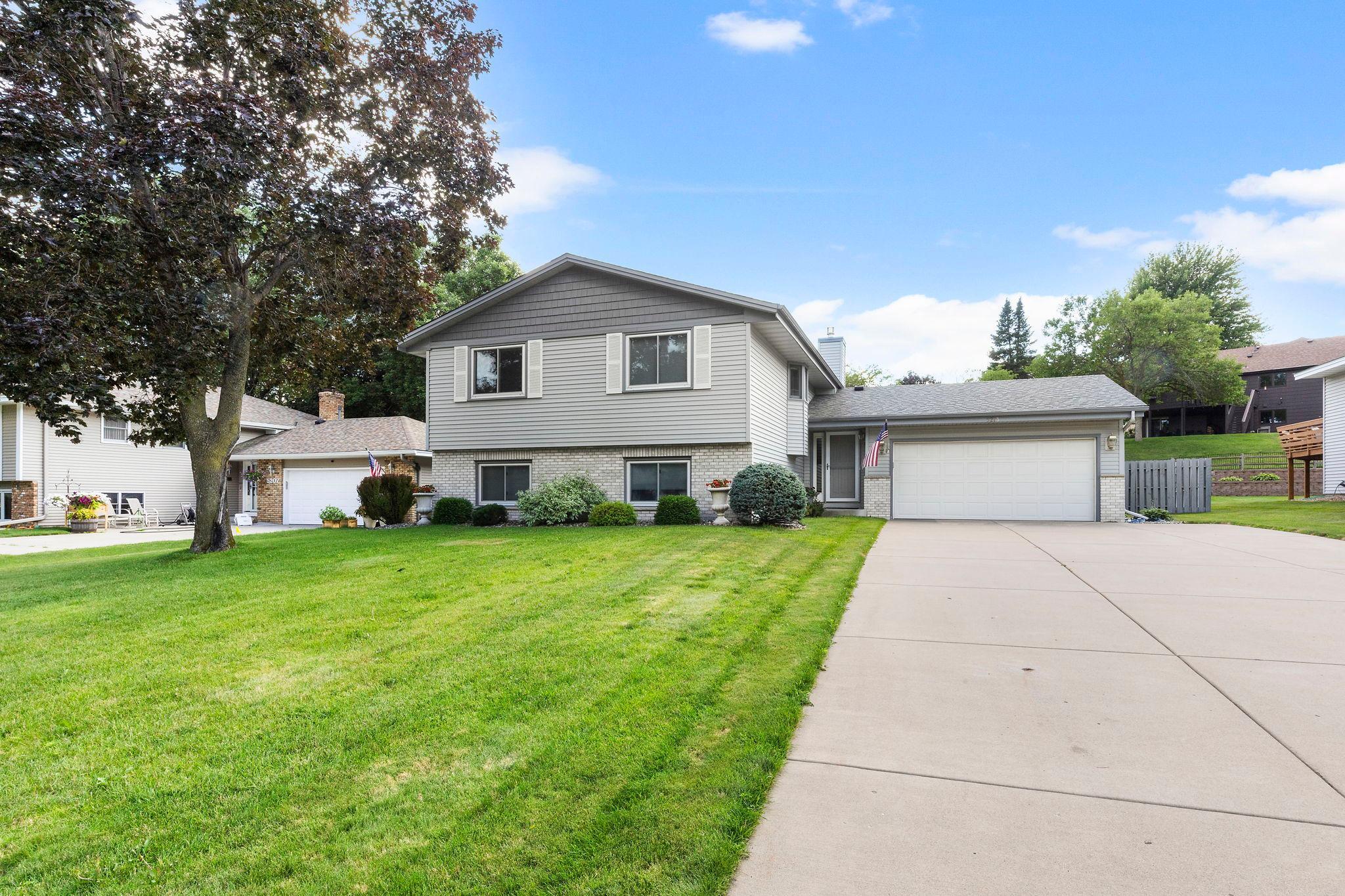 5213 Overlook Drive