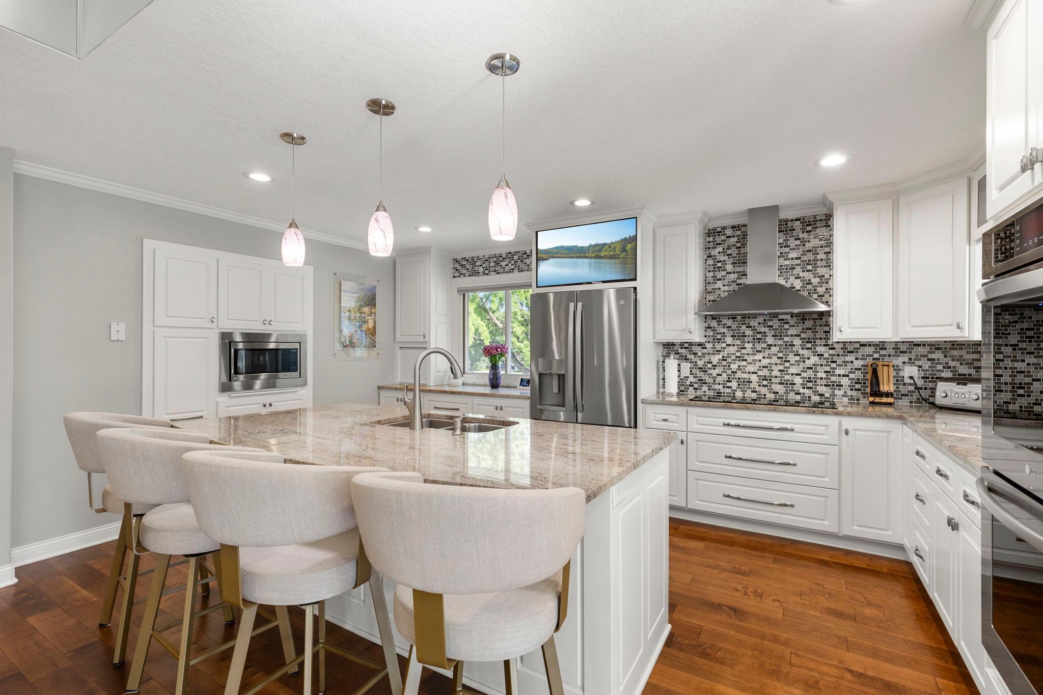 5213 Overlook Drive